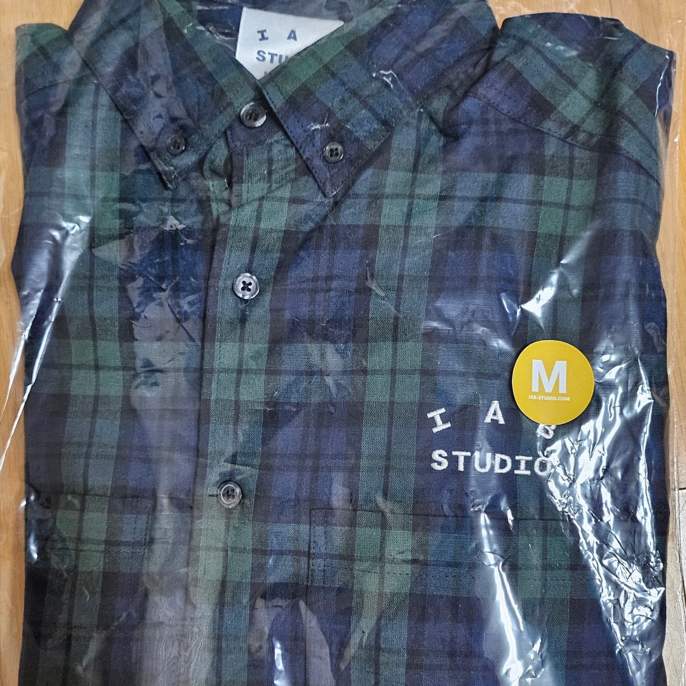 IAB Studio Blackwatch Tartan Shirt Blue Green 착용 스타일