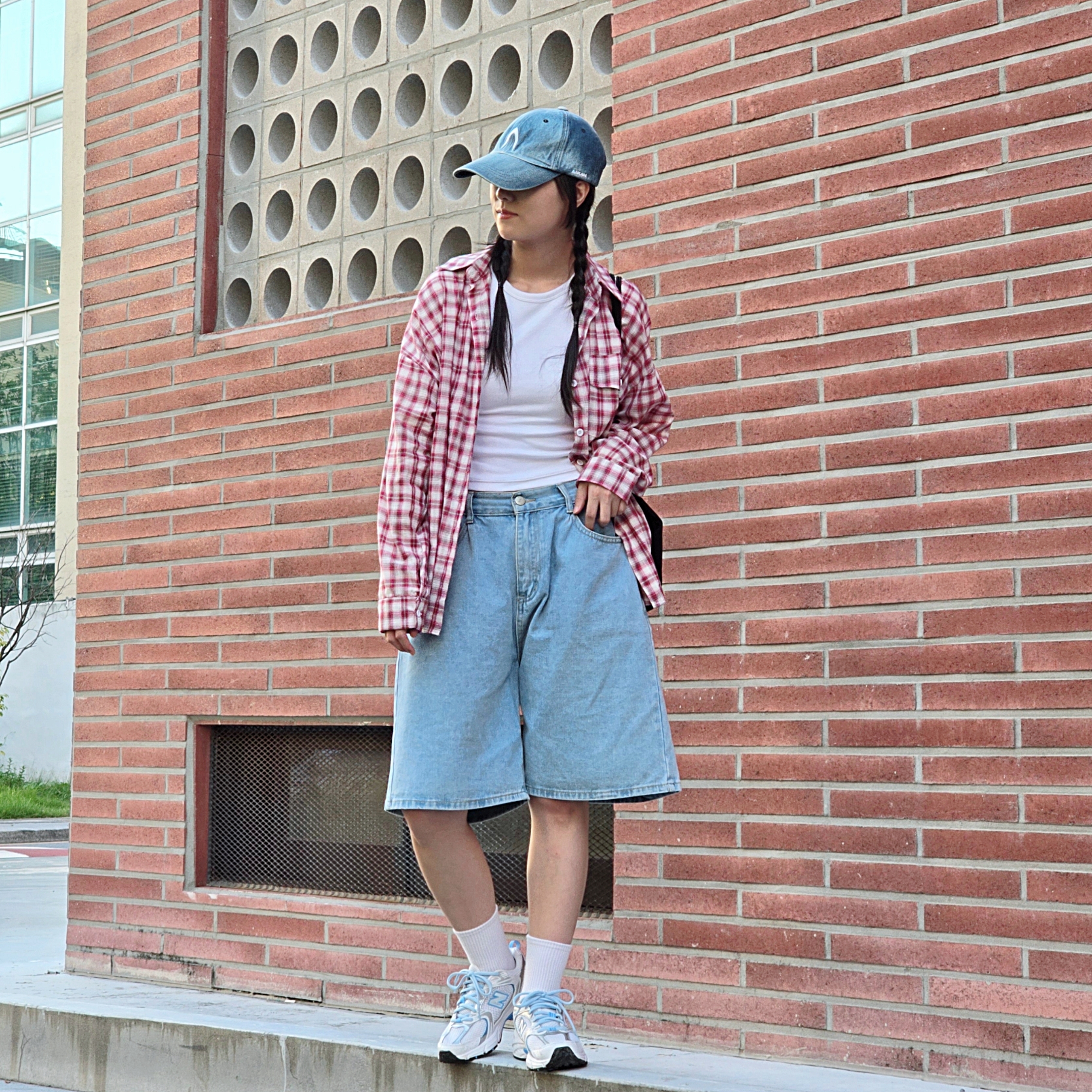 New Balance 530 Sky Blue 착용 스타일 - 1