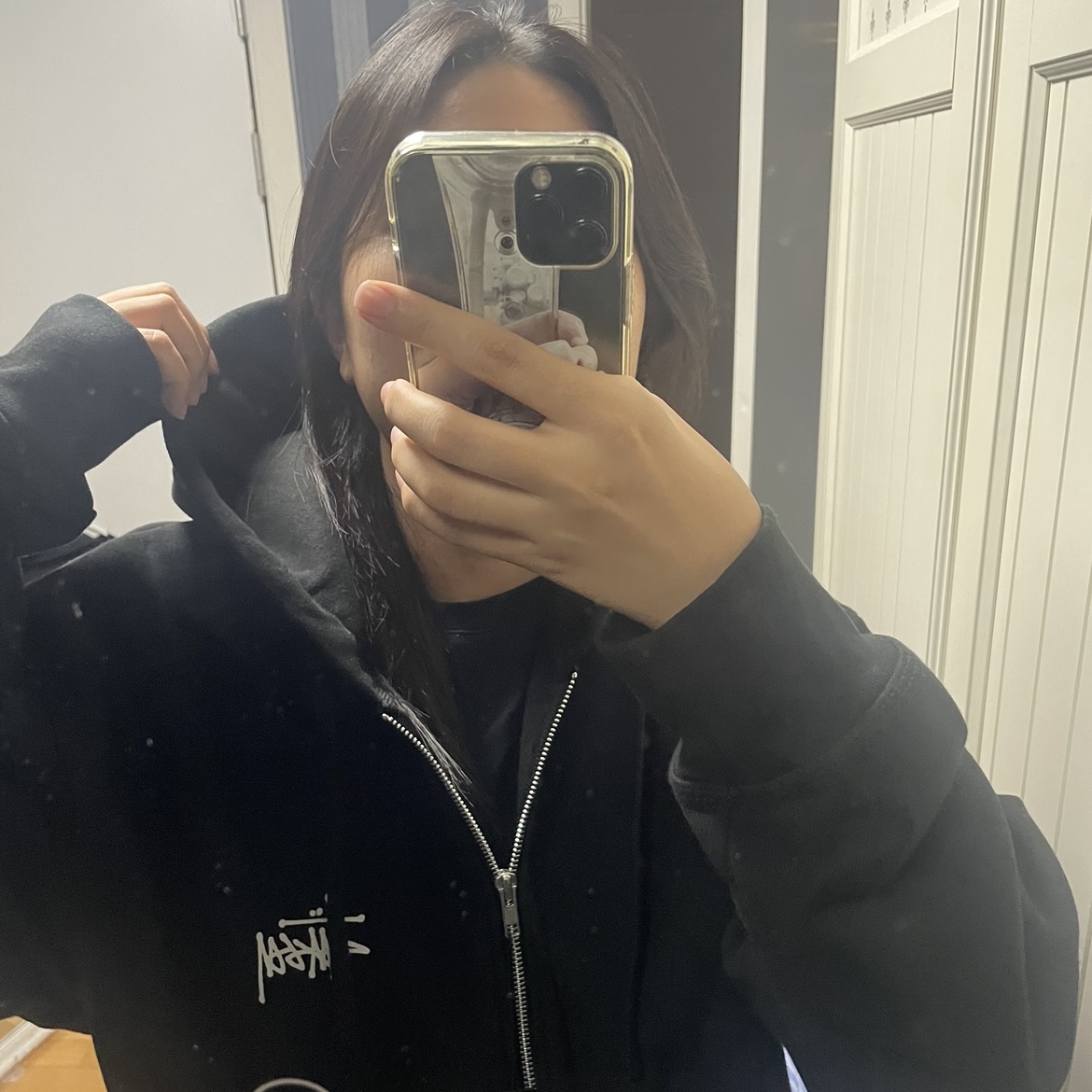 Stussy Basic Zip Hoodie Black 착용 스타일