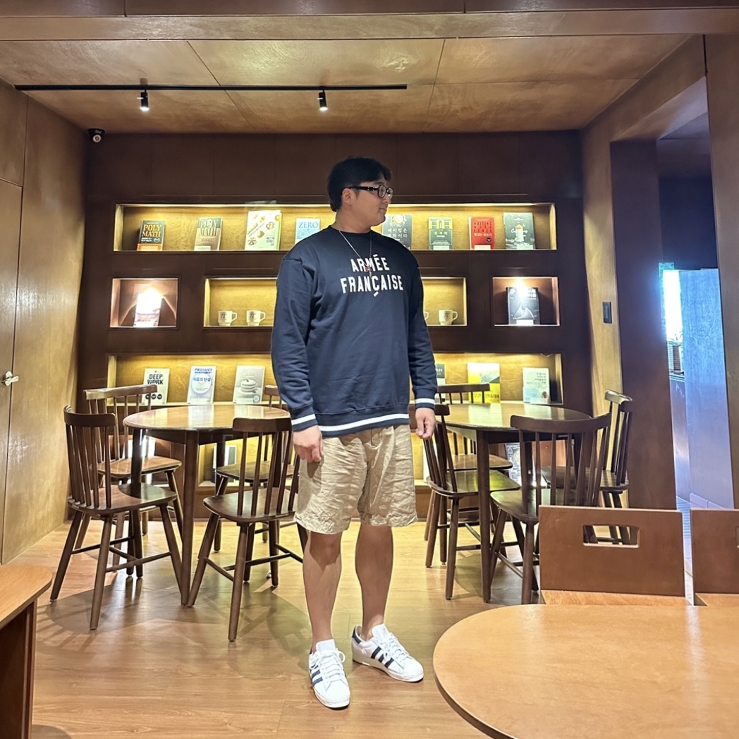Adidas x Pop Trading Company Superstar ADV Cloud White Collegiate Navy, Gentle Monster x Maison Margiela MM114 Black Clear 착용 스타일 - 2