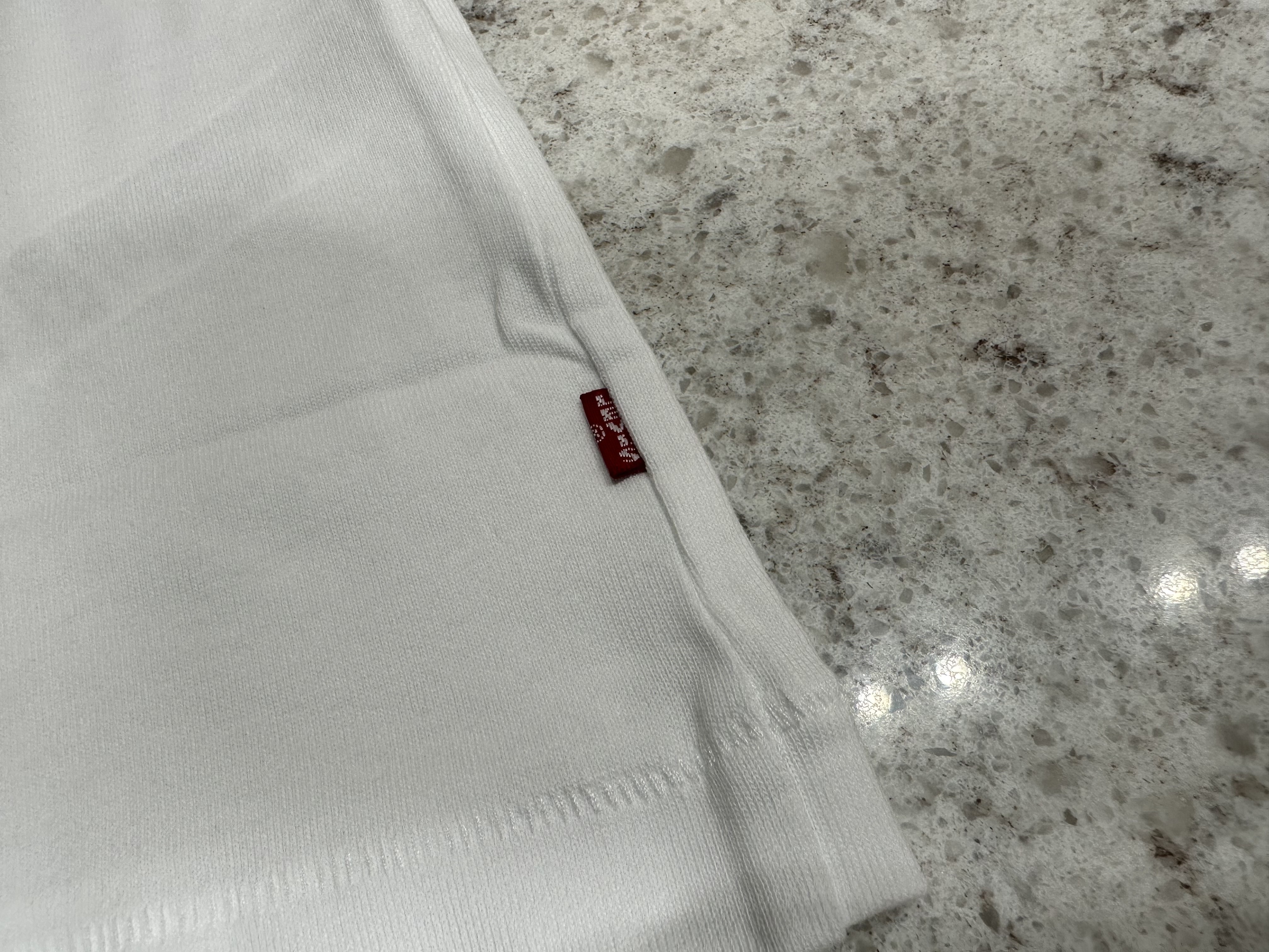 Levi's x JJJJound Graphic T-Shirt White 착용 스타일 - 6
