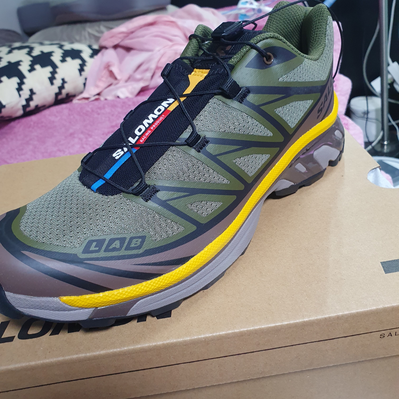 Salomon XT-6 Olive Night 착용 스타일