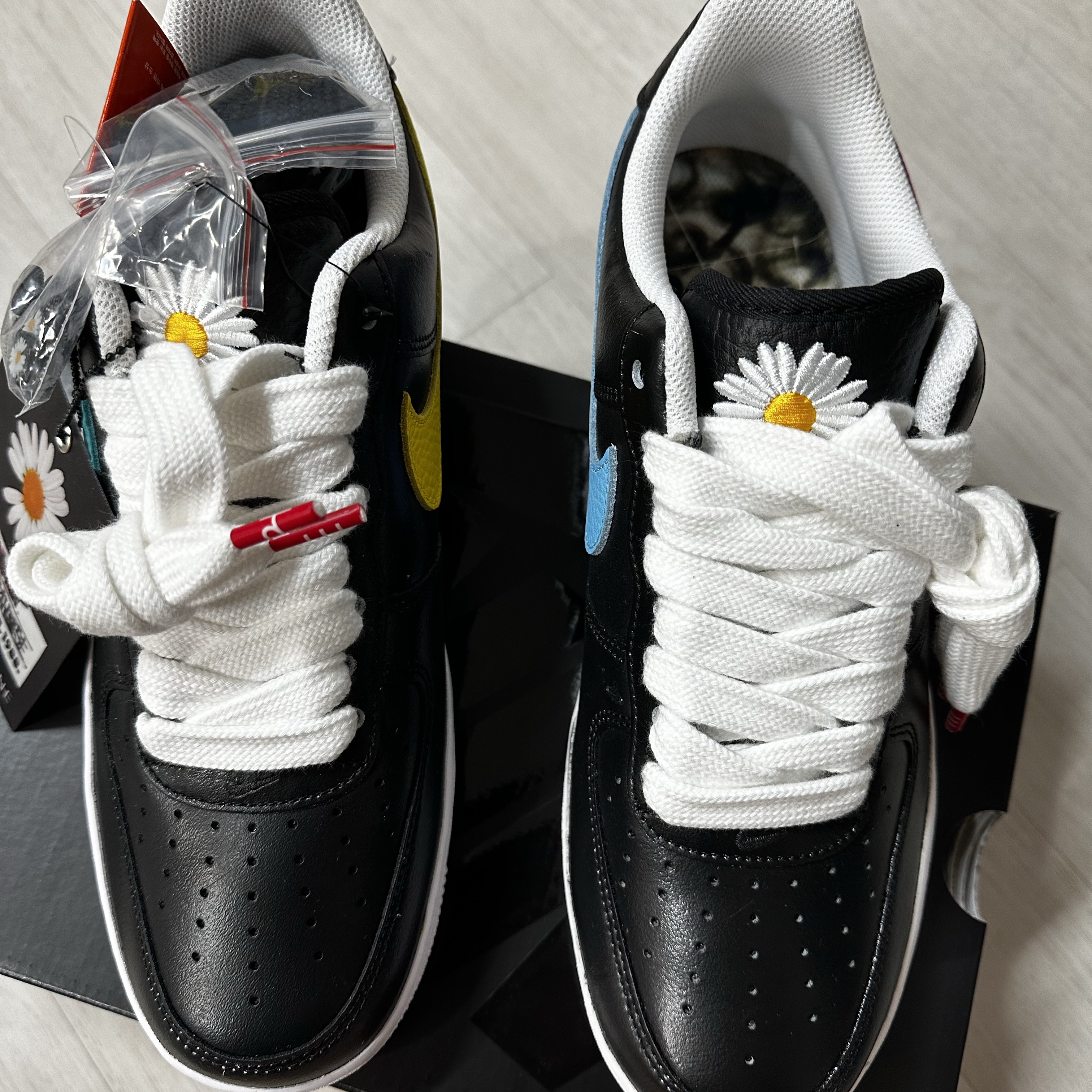 Nike x Peaceminusone Air Force 1 Low Para-Noise 3.0 Black and Multicolor 착용 스타일 - 2