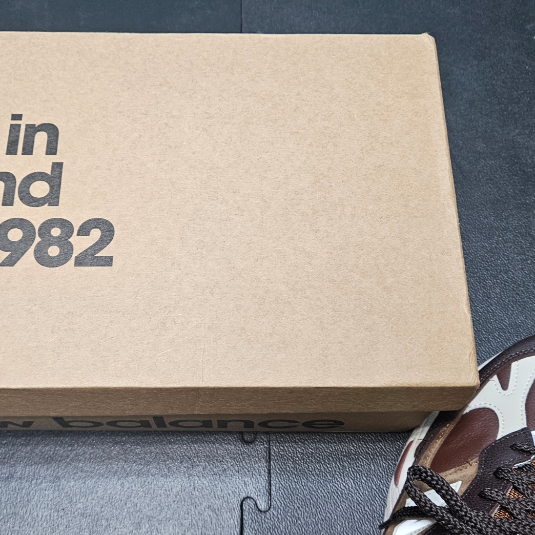 New Balance 991 Made in UK Earth French Roast 착용 스타일 - 5