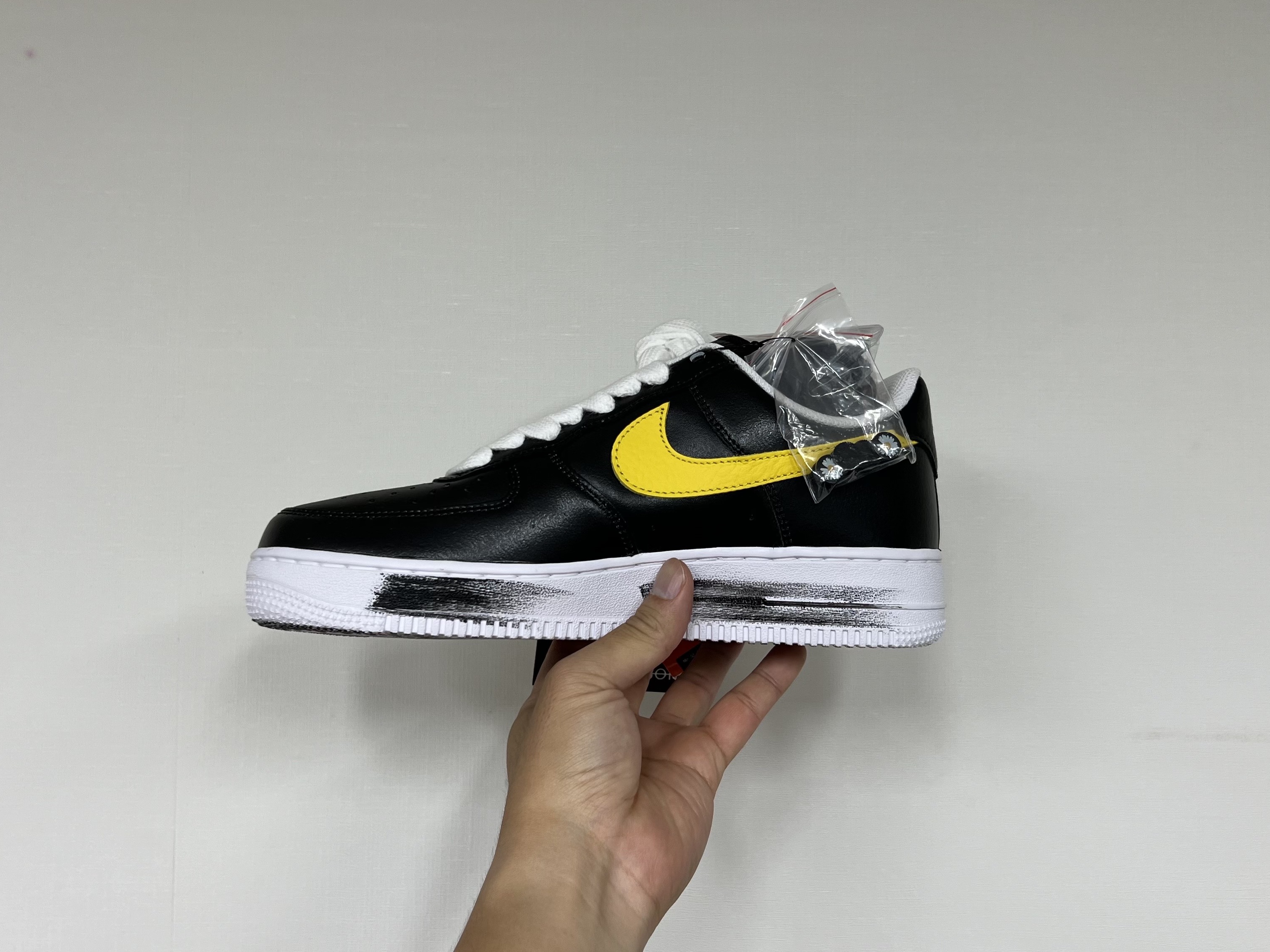 Nike x Peaceminusone Air Force 1 Low Para-Noise 3.0 Black and Multicolor 착용 스타일 - 3