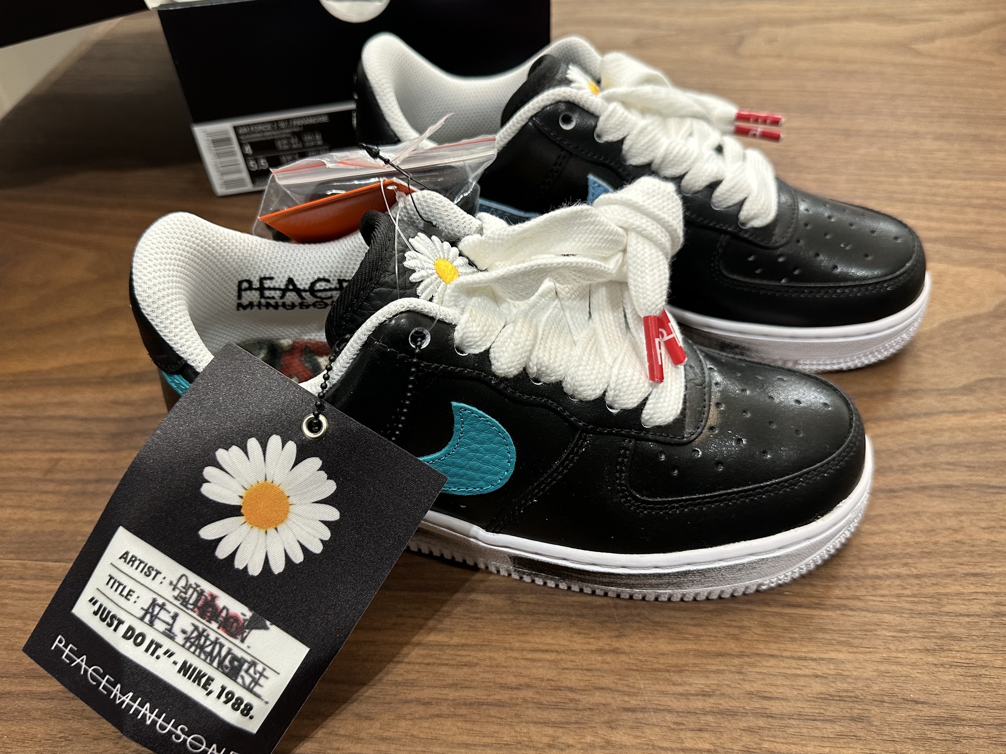 Nike x Peaceminusone Air Force 1 Low Para-Noise 3.0 Black and Multicolor 착용 스타일 - 5