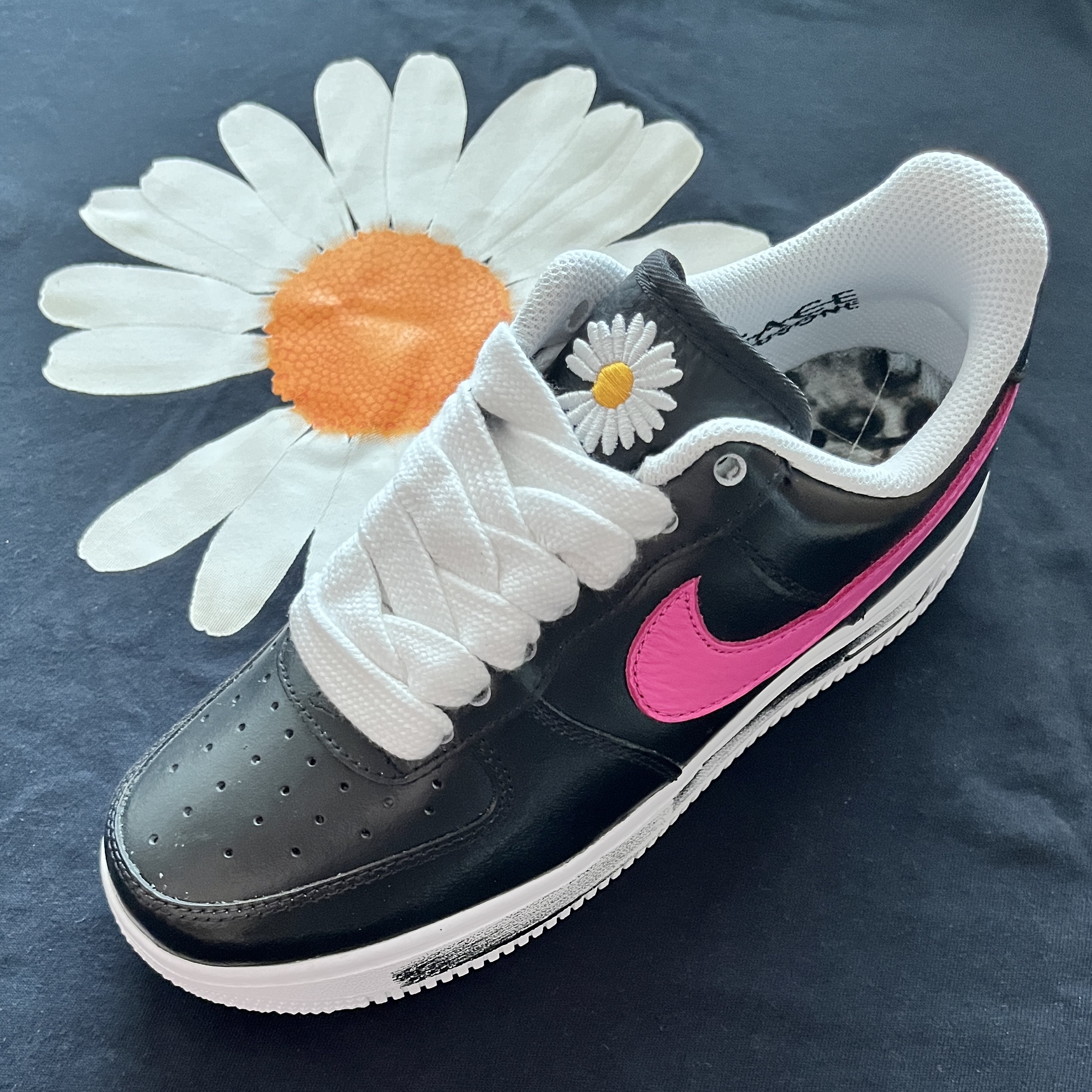 Nike x Peaceminusone Air Force 1 Low Para-Noise 3.0 Black and Multicolor, Nike x Peaceminusone LS T-Shirt Black (DR0098-010) 착용 스타일 - 4