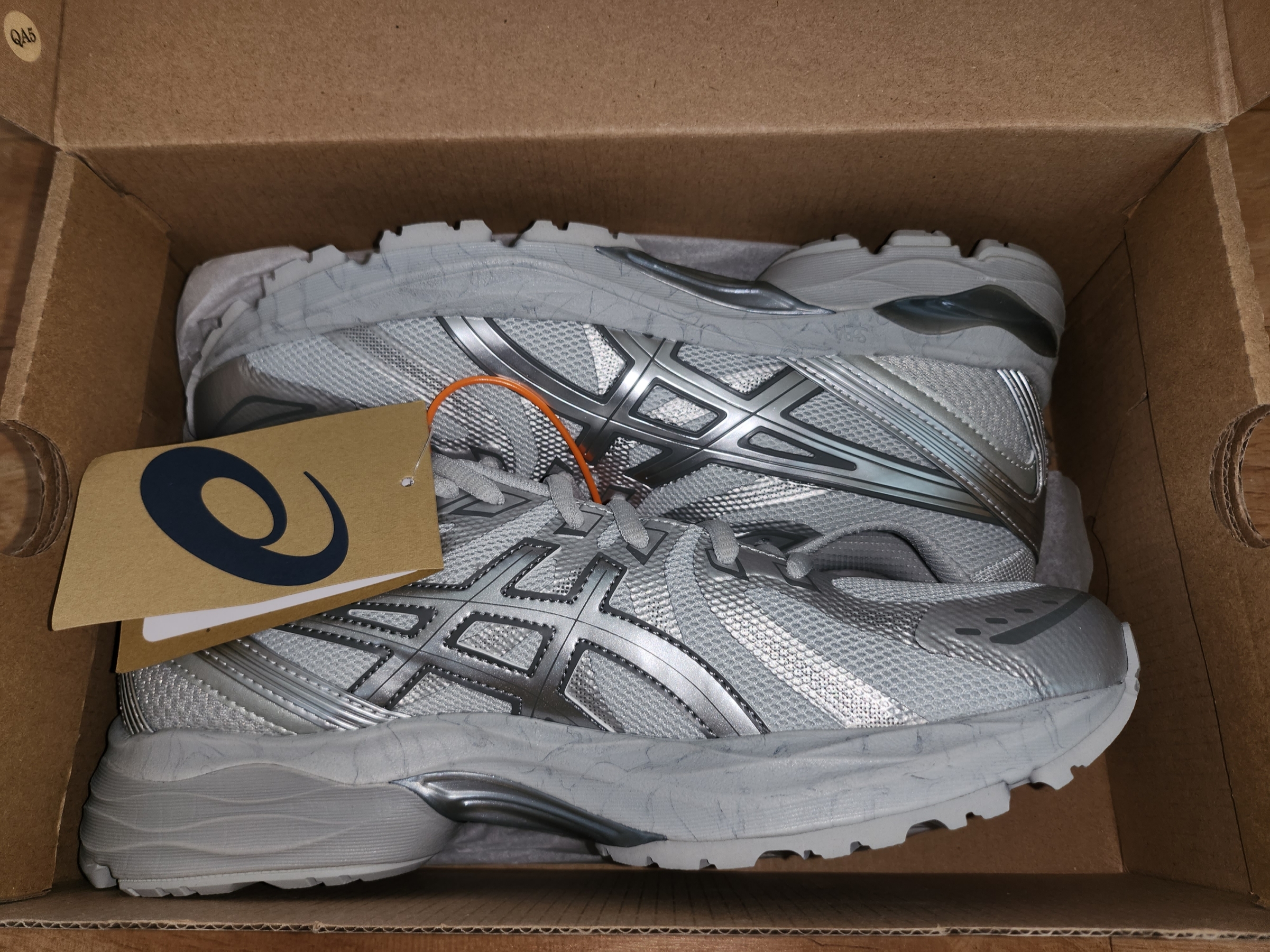 (W) Asics Gel-Flux 4 CN Gray Silver 착용 스타일