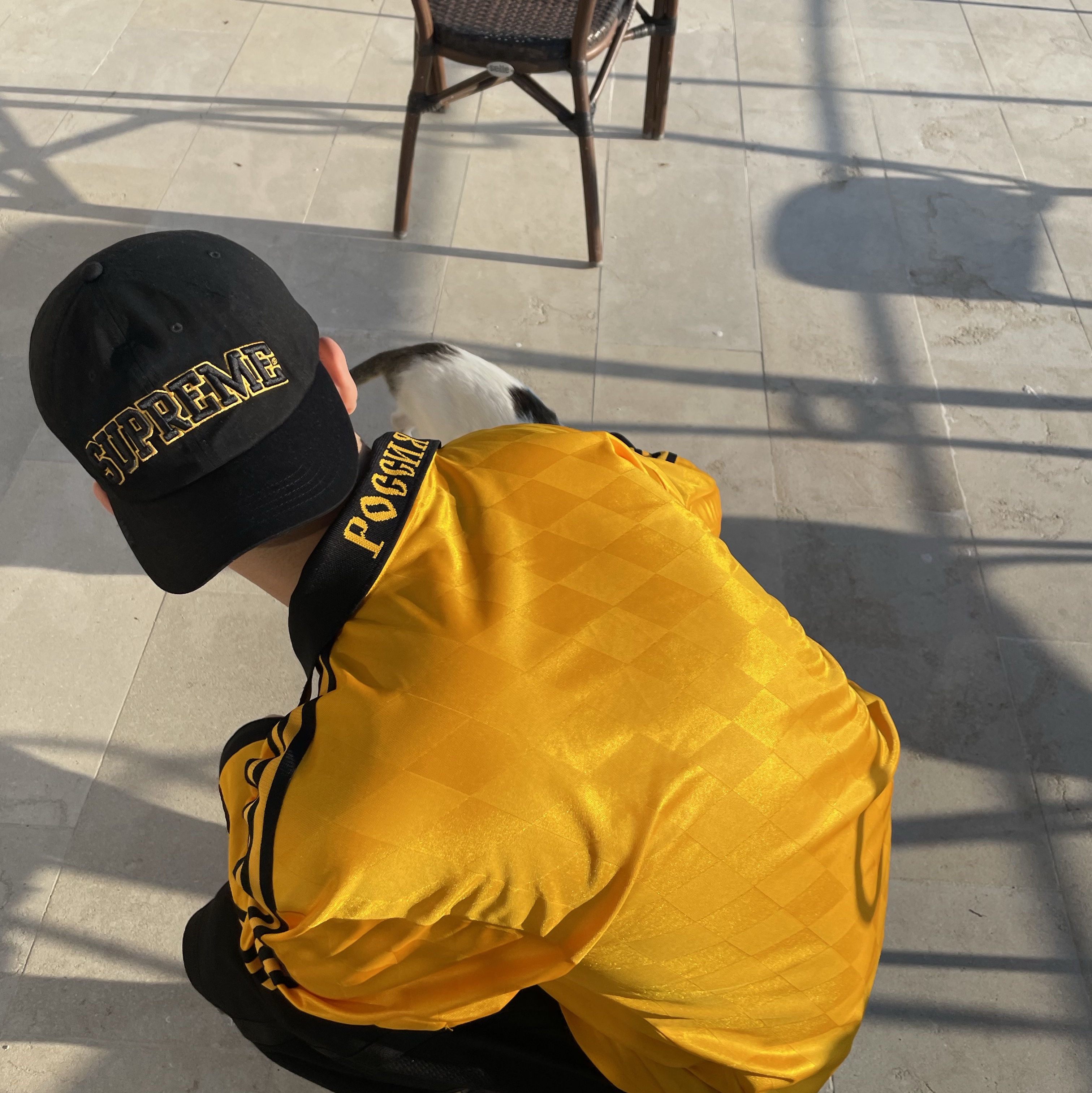 Supreme Difference 6-Panel Black - 24SS, Supreme Championships Embroidered Football Jersey Black - 23FW 착용 스타일 - 1