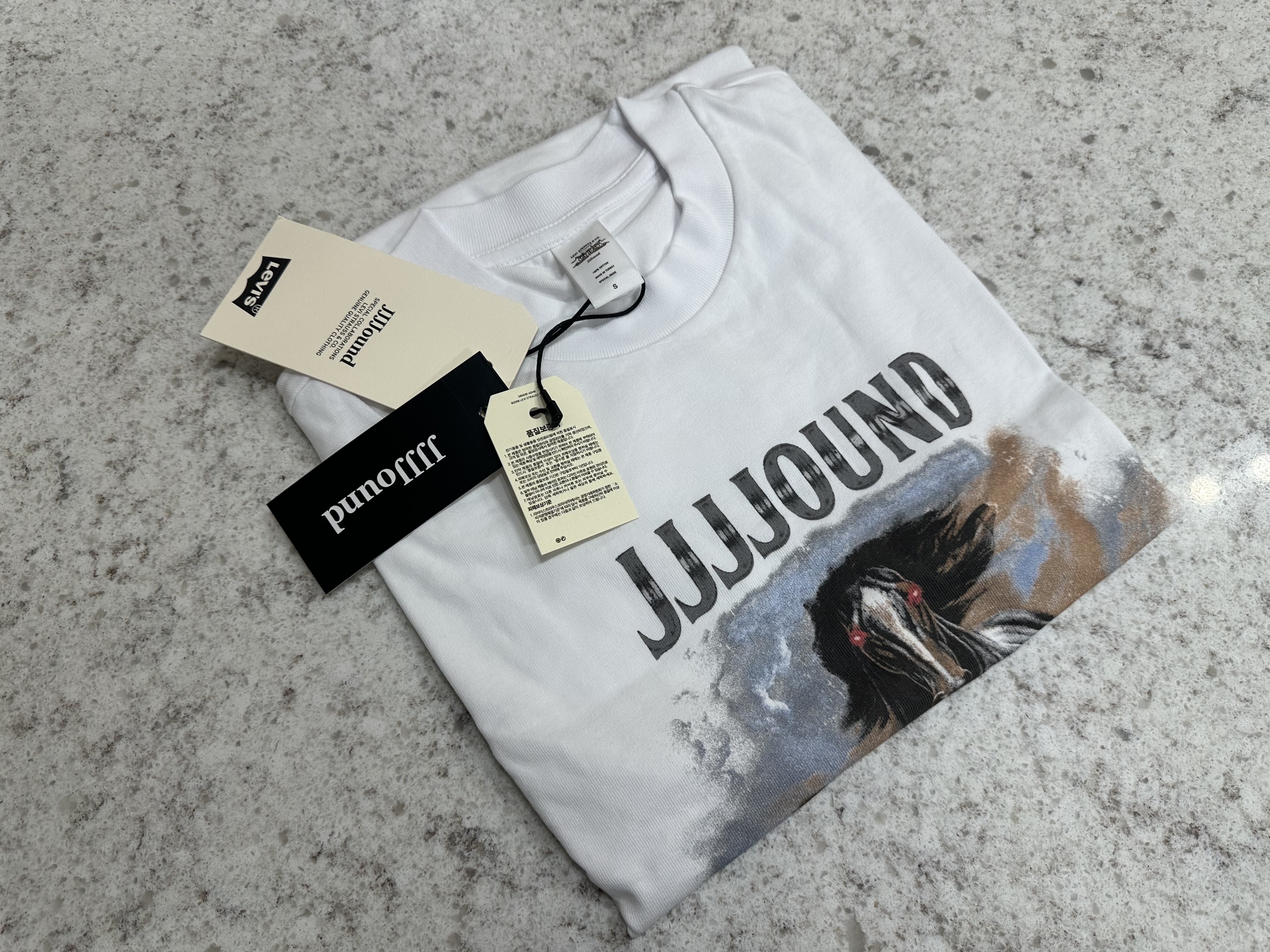 Levi's x JJJJound Graphic T-Shirt White 착용 스타일 - 7