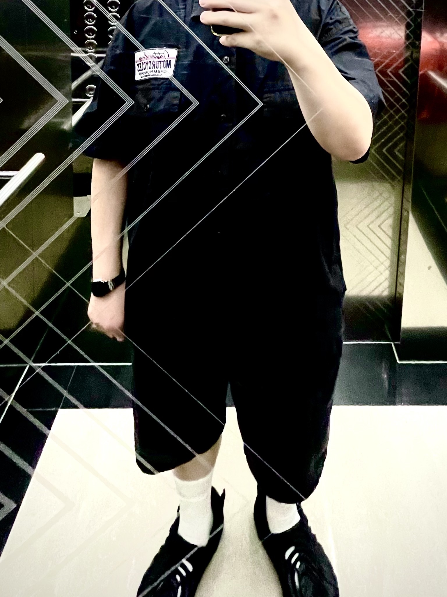 Crocs x Salehe Bembury Pollex Clog Sasquatch 착용 스타일