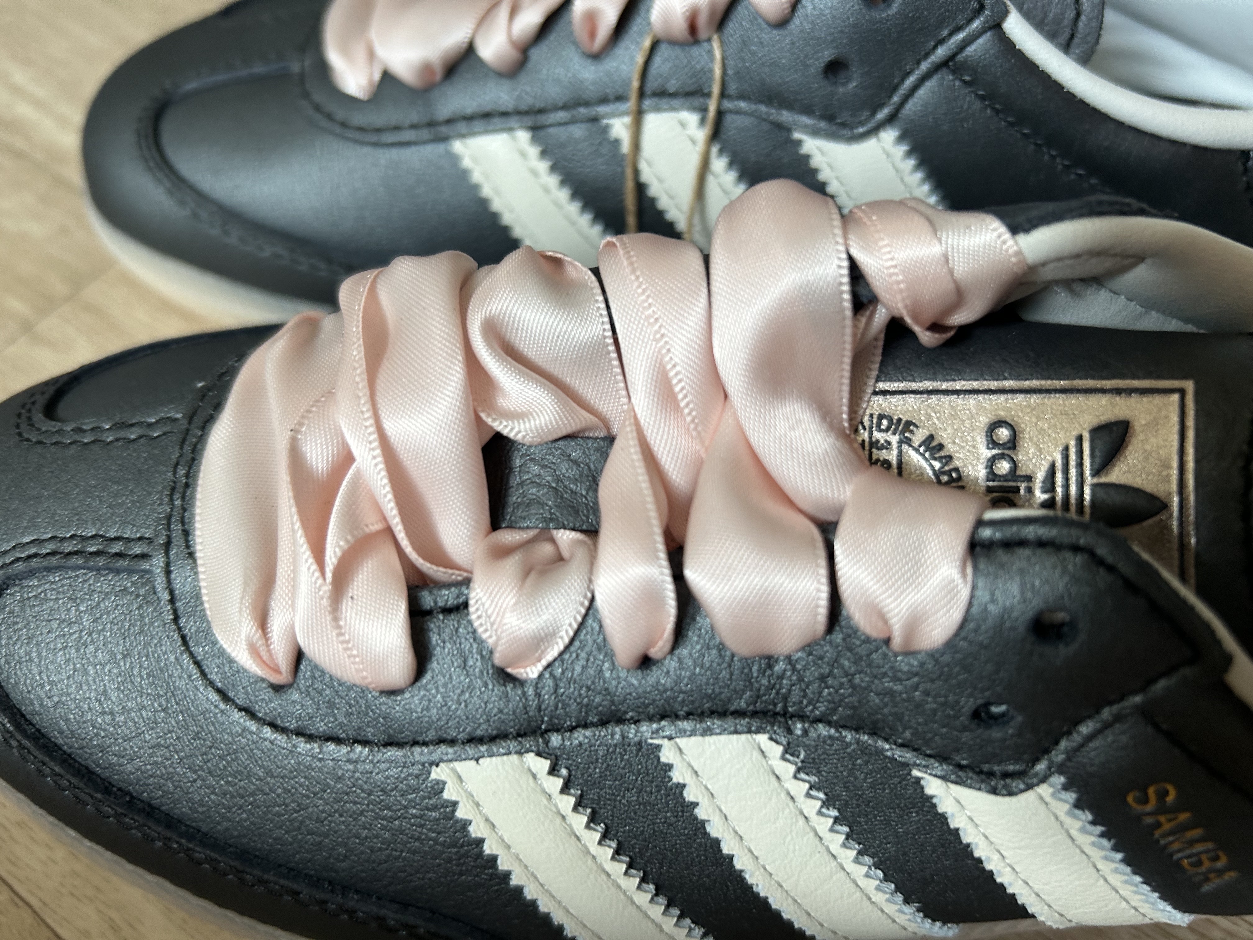 (W) Adidas Samba OG Core Black Off White 착용 스타일