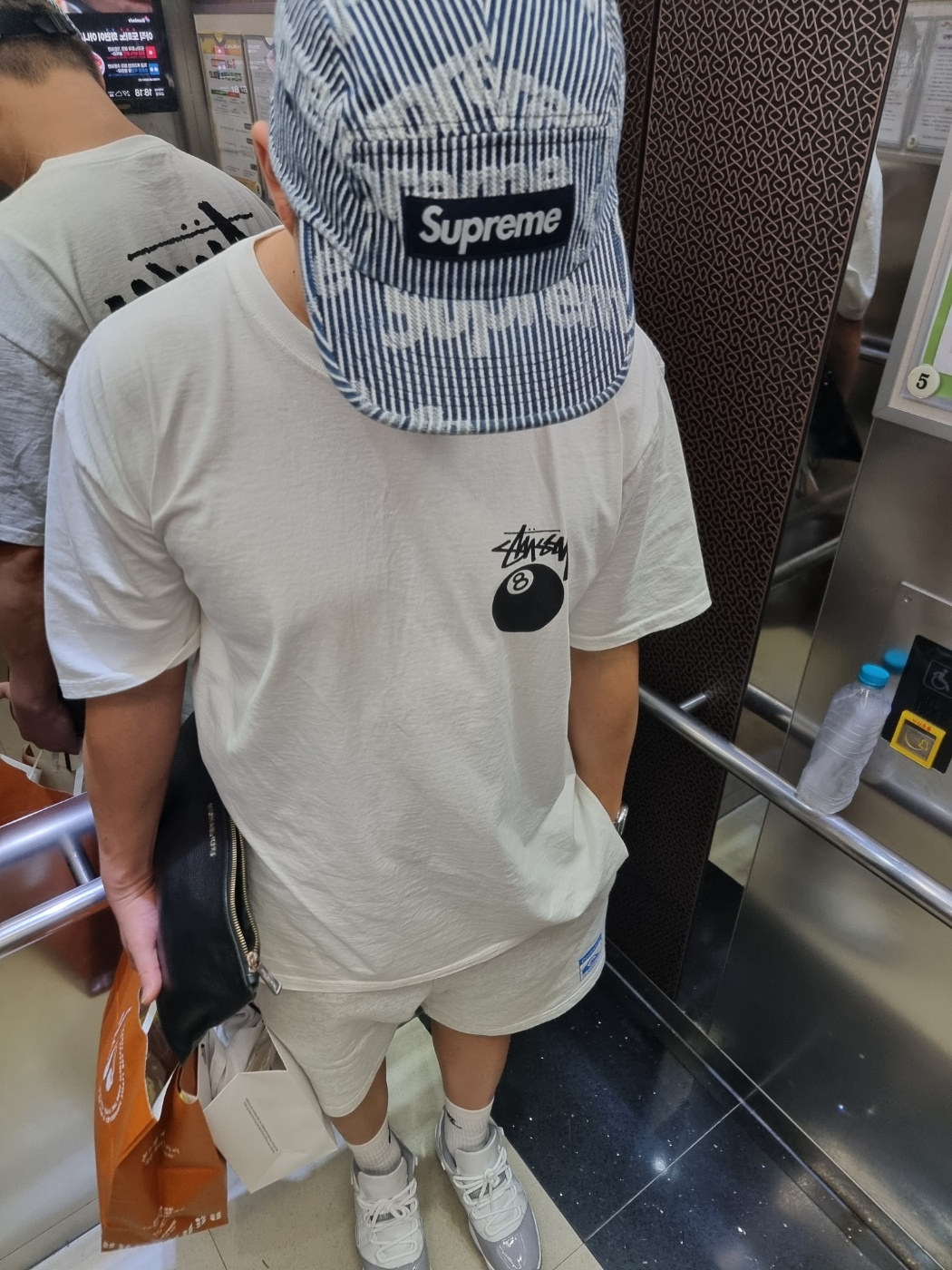 Supreme Denim Camp Cap Stripe - 24SS, Stussy 8 Ball Pigment Dyed T-Shirt Natural 착용 스타일