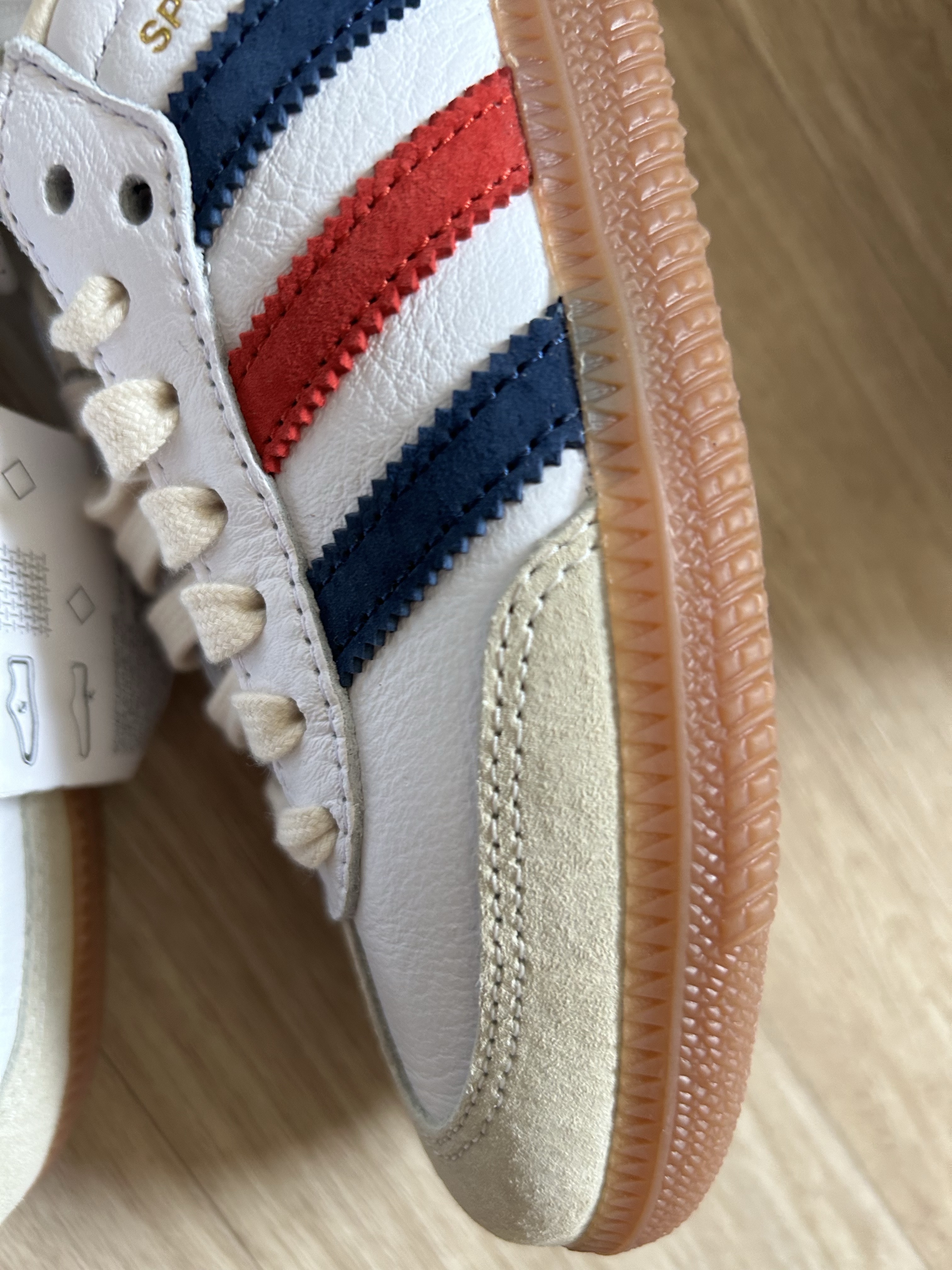Adidas x Sporty & Rich Samba OG Cloud White Night Indigo 착용 스타일