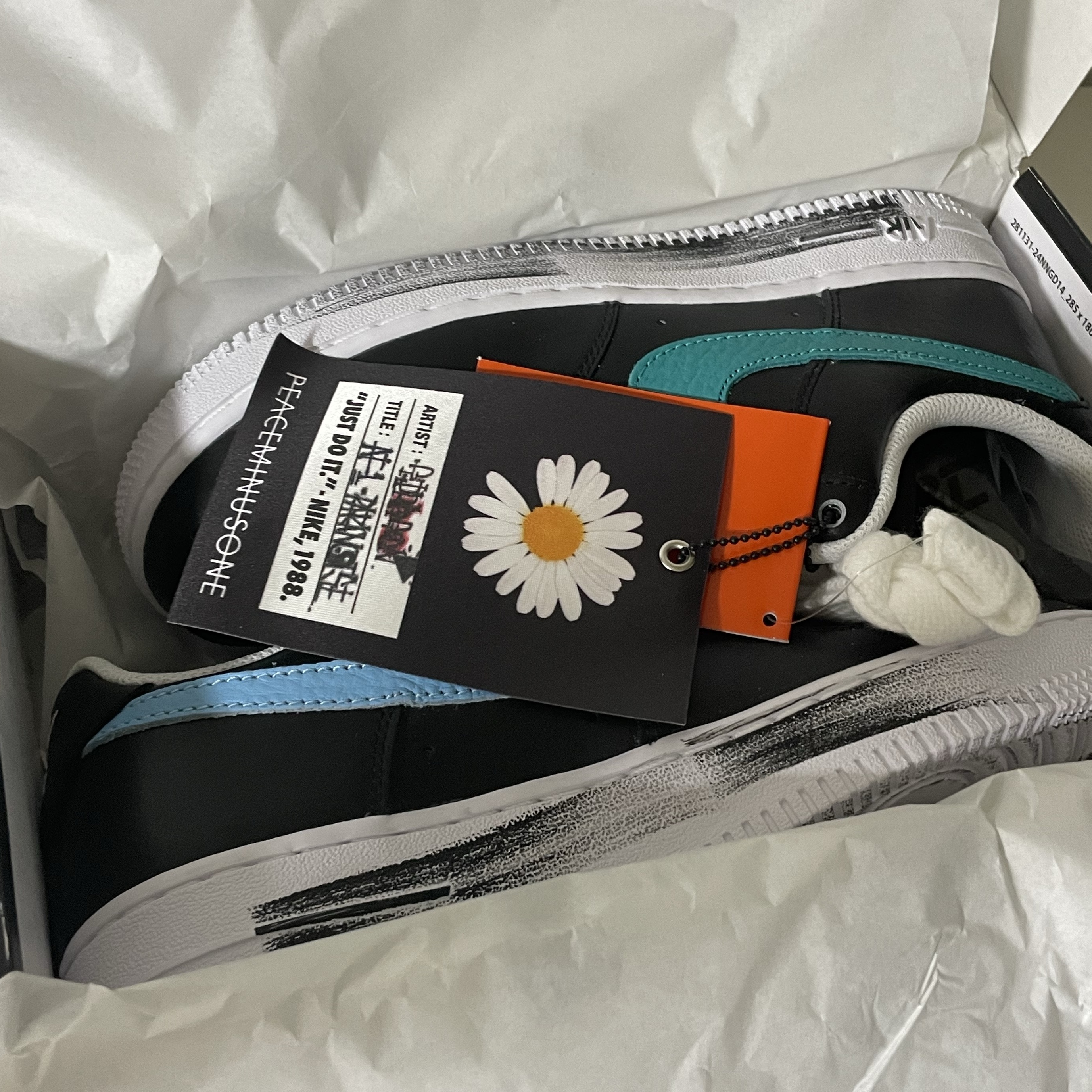 Nike x Peaceminusone Air Force 1 Low Para-Noise 3.0 Black and Multicolor 착용 스타일 - 5