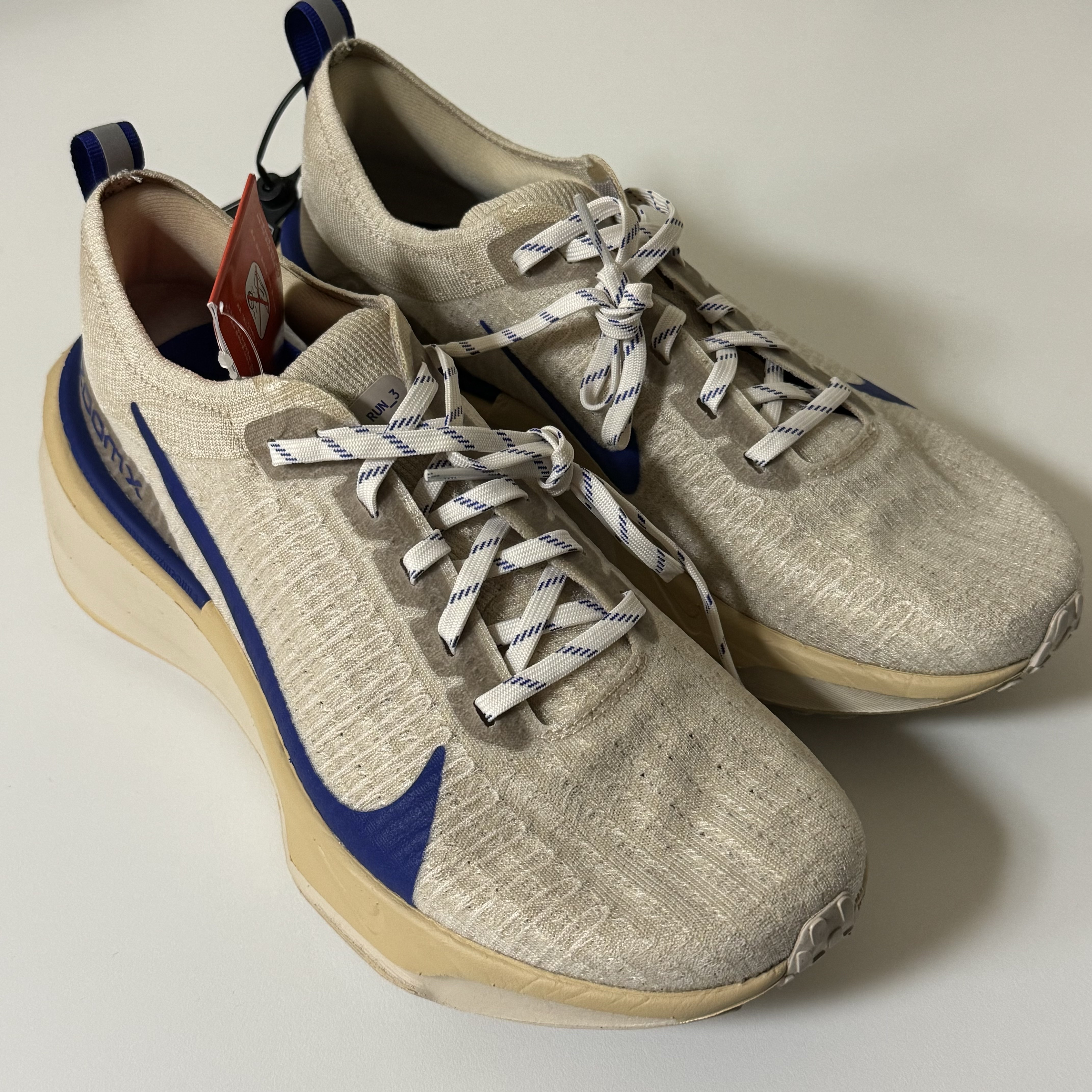 Nike Invincible 3 Sanddrift Concord 착용 스타일