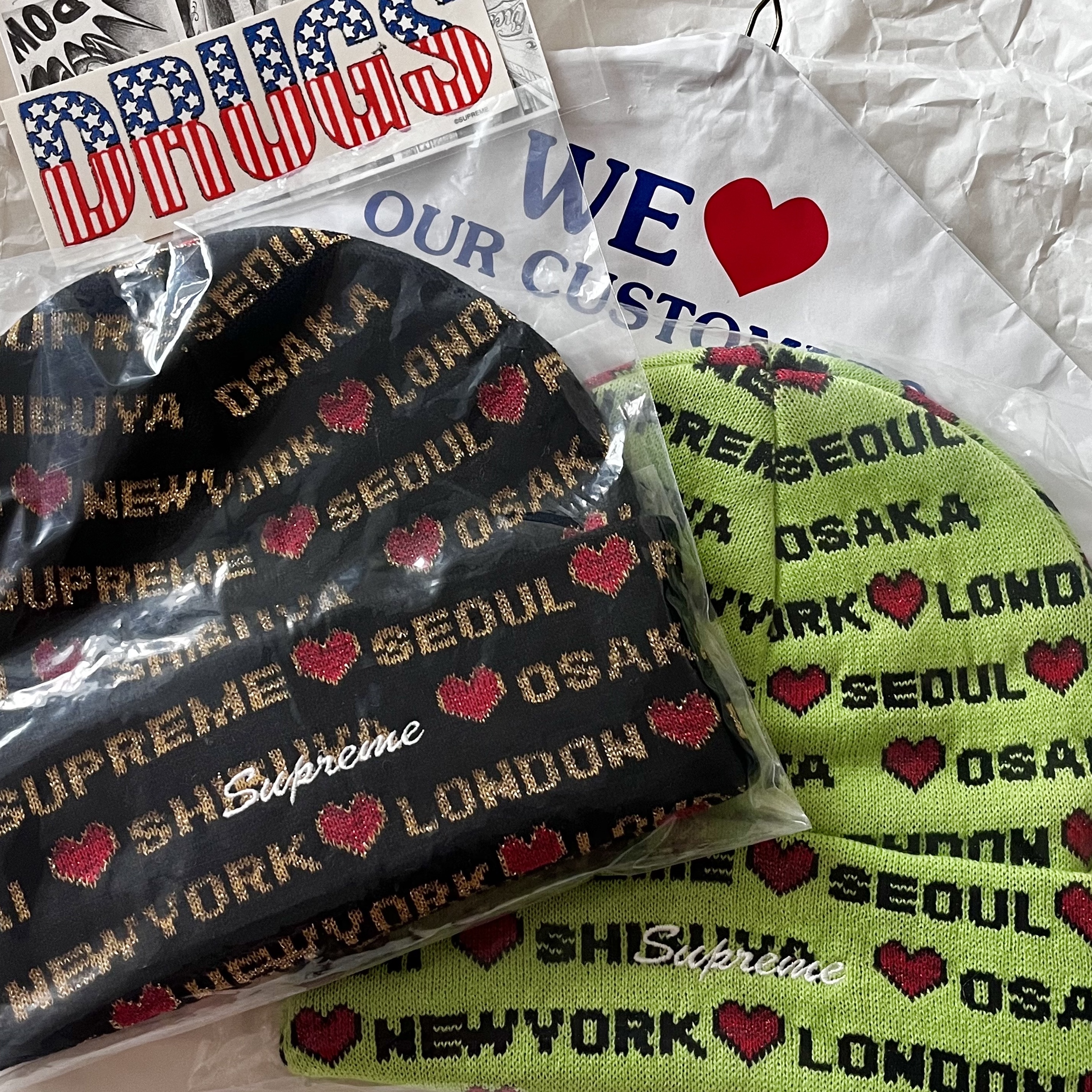 Supreme Hearts Beanie Black - 24FW, Supreme Hearts Beanie Lime - 24FW 착용 스타일