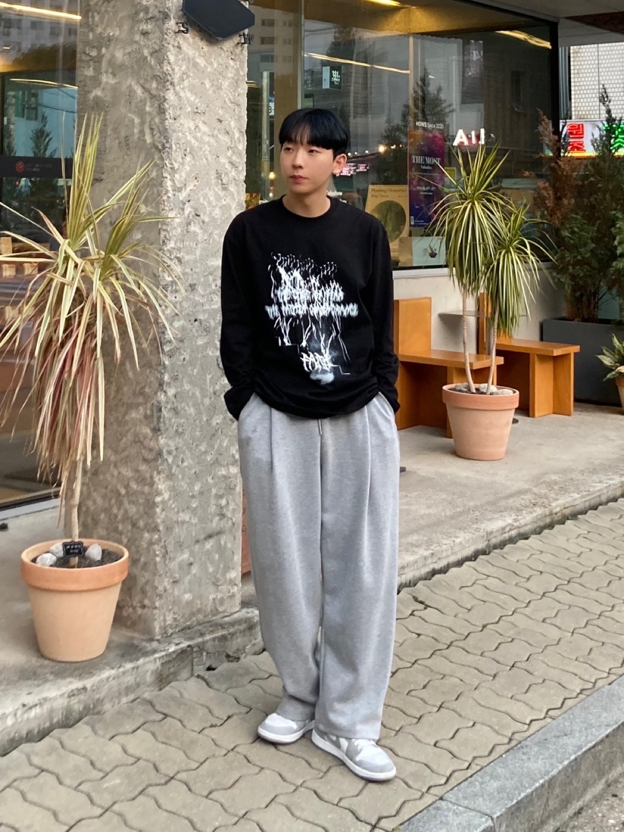 (W) Jordan 1 Low White Wolf Grey 착용 스타일 - 4