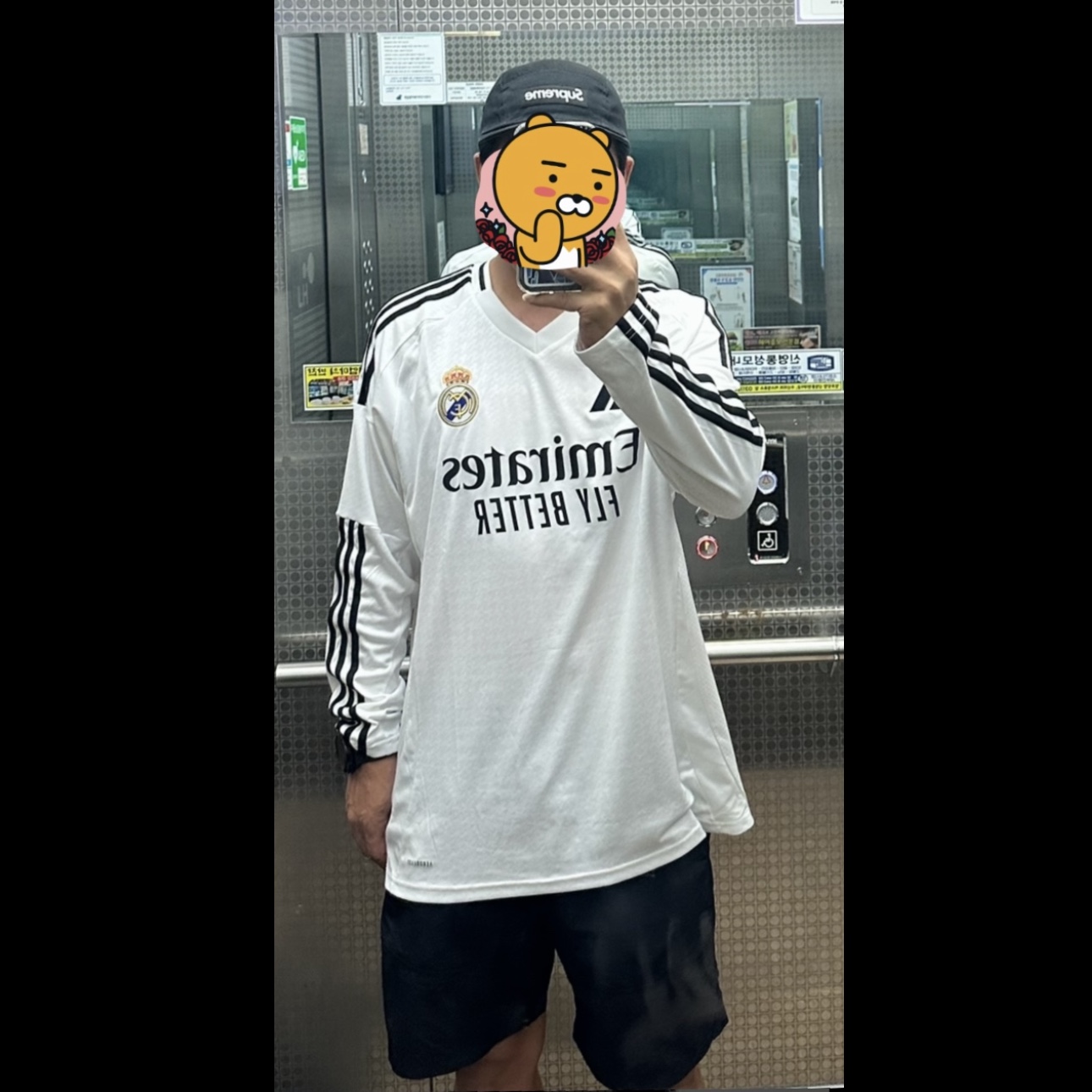 Adidas Real Madrid 2024/25 Home Long Sleeve Jersey White - KR Sizing (Non Marking Ver.) 착용 스타일