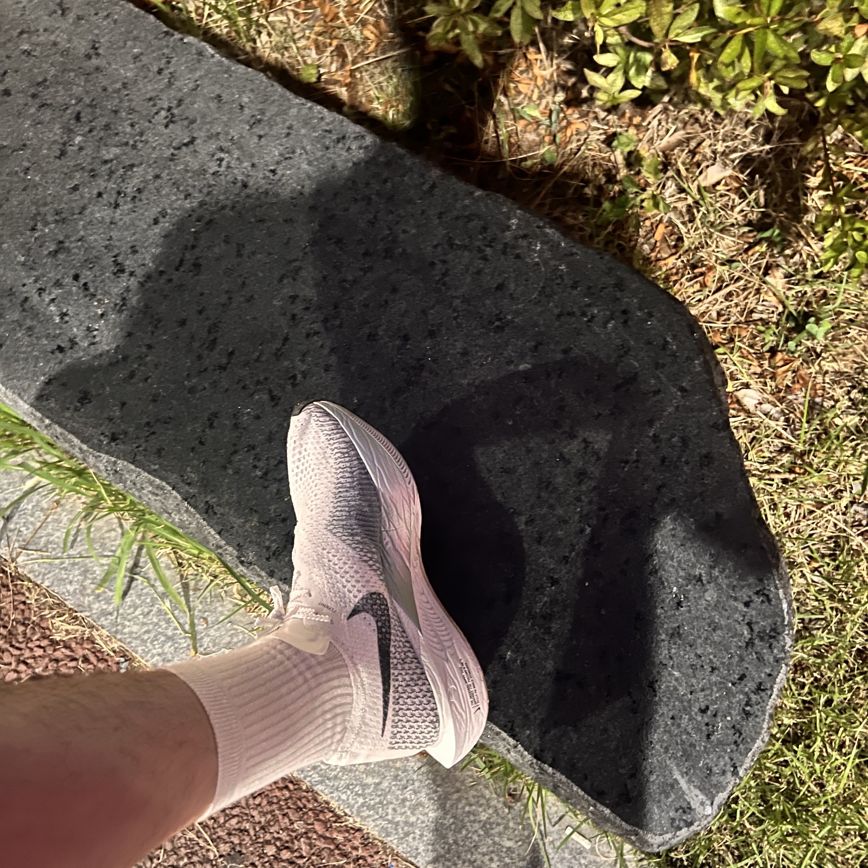 Nike ZoomX Vaporfly Next% 3 White Grey 착용 스타일