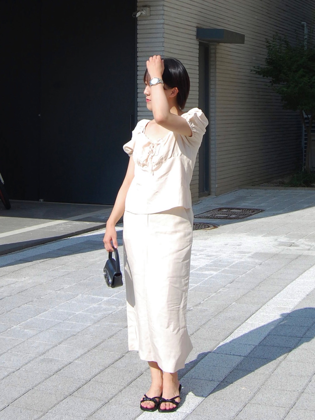 Kinchi Grainy - 547 (a) Brown, Chanel Small Gabrielle Backpack Aged Calfskin & Gold Silver Black 착용 스타일 - 4