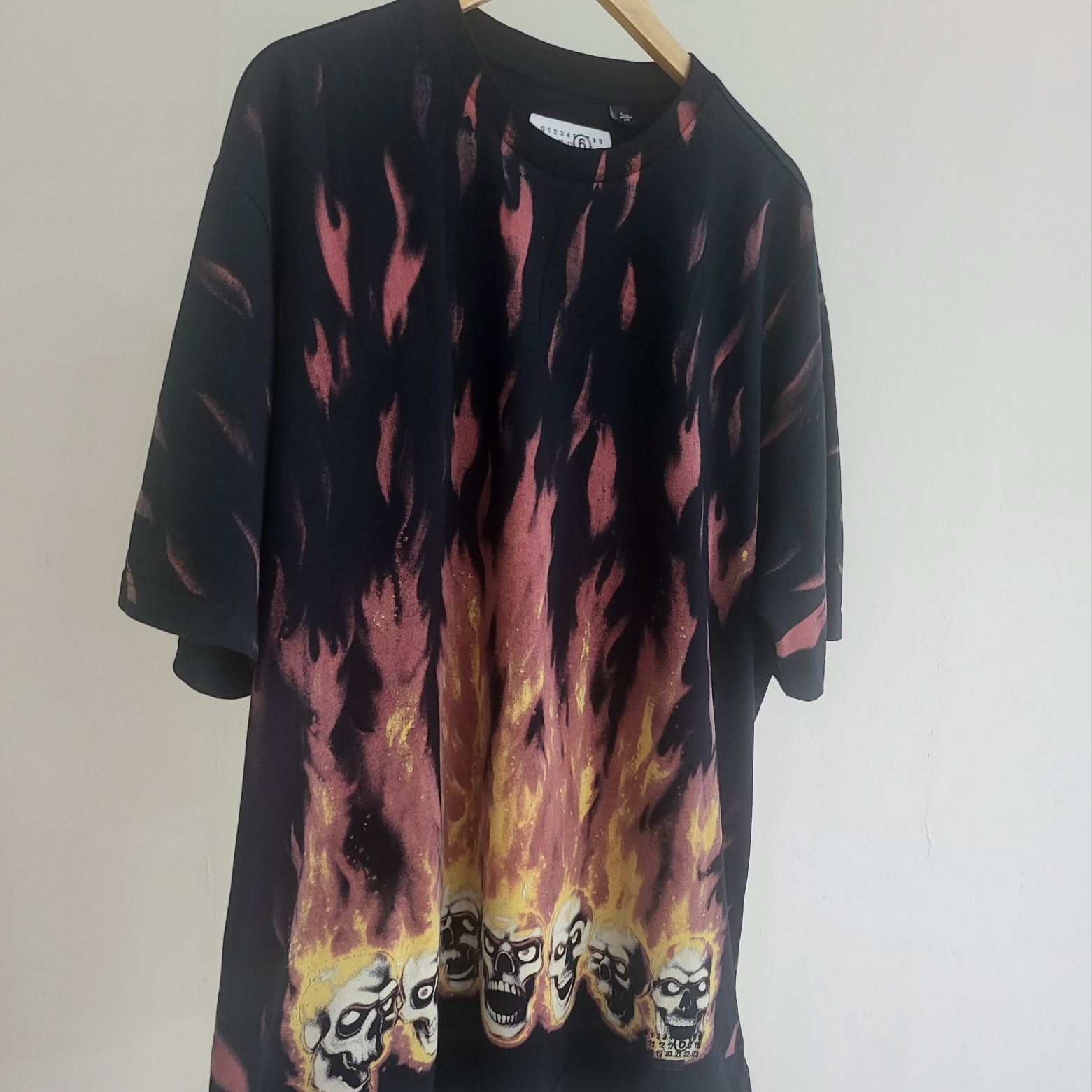 Supreme x MM6 Maison Margiela Liquid Blue Oversized T-Shirt Black - 24SS 착용 스타일 - 1