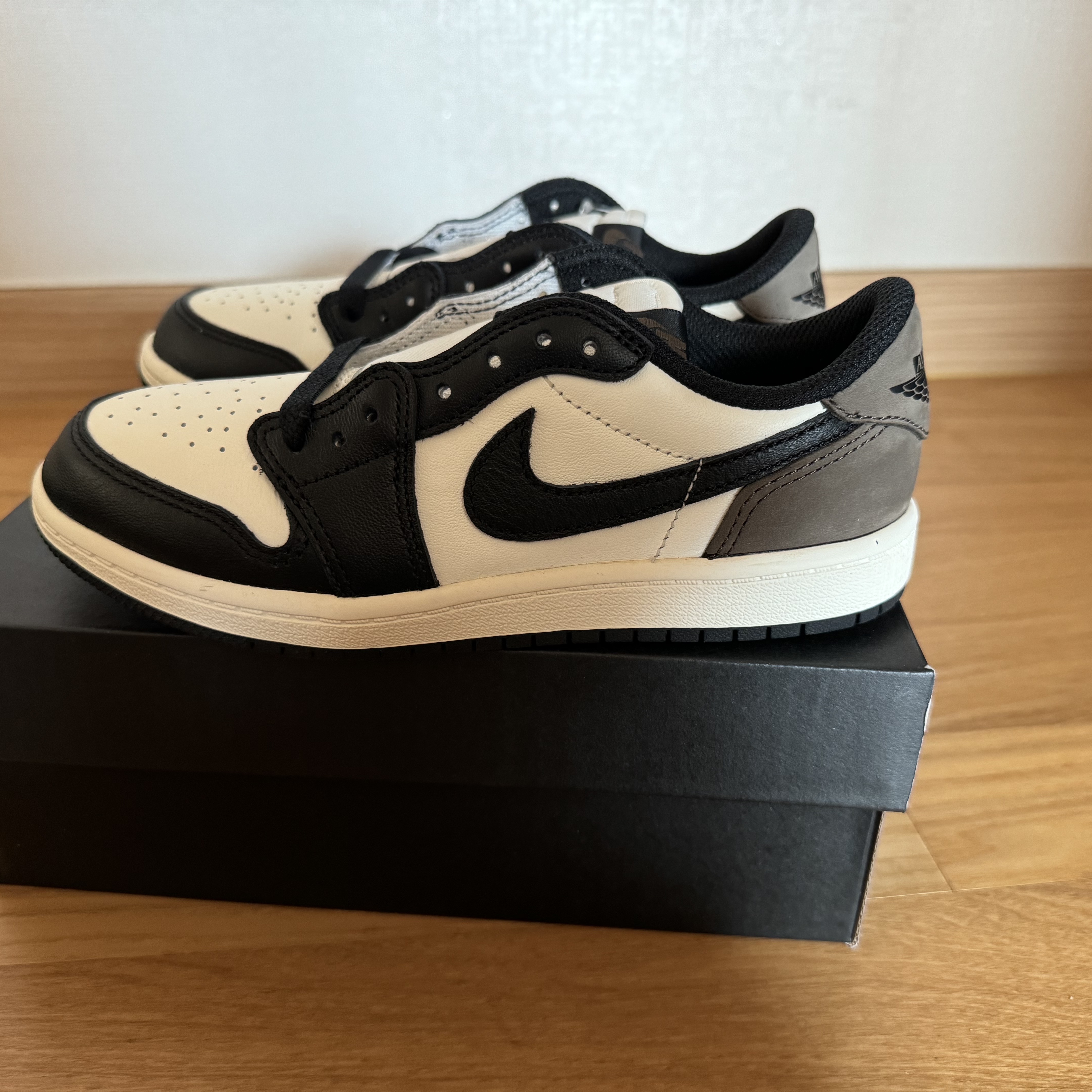 (PS) Jordan 1 Retro Low OG Mocha 착용 스타일 - 1