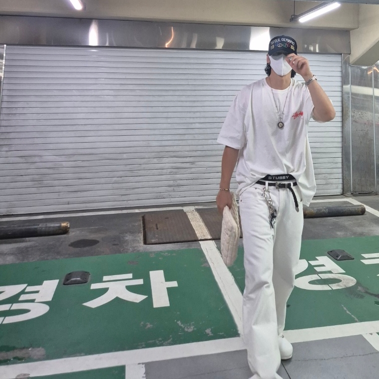Stussy Skate Tough T-Shirt White, Stussy Boxer Briefs Grey Heather (3 Pack) 착용 스타일