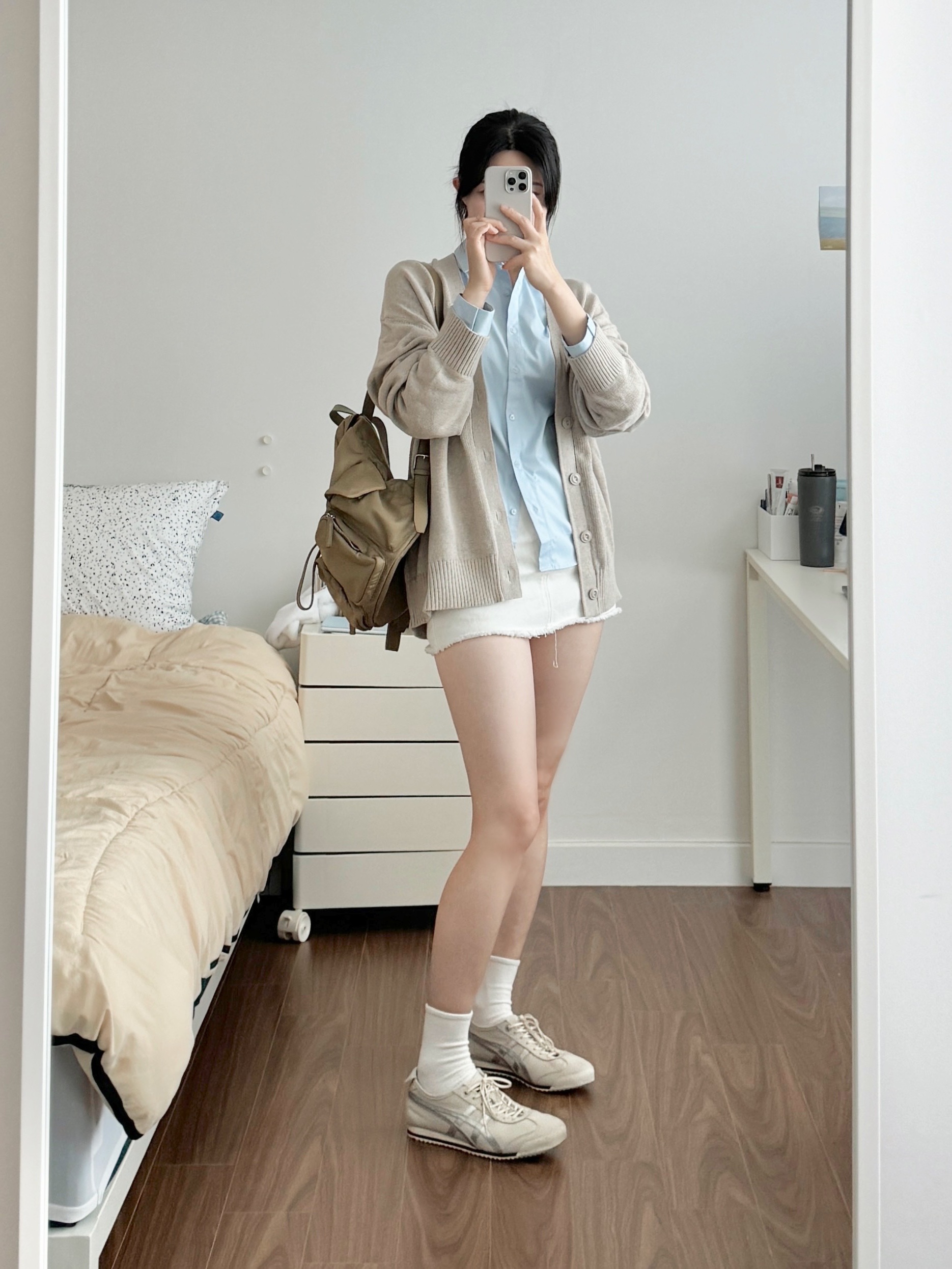 Onitsuka Tiger Mexico 66 SD Birch Silver, Acne Studios Keve Face V-Neck Cardigan Oatmeal Melange 착용 스타일 - 2