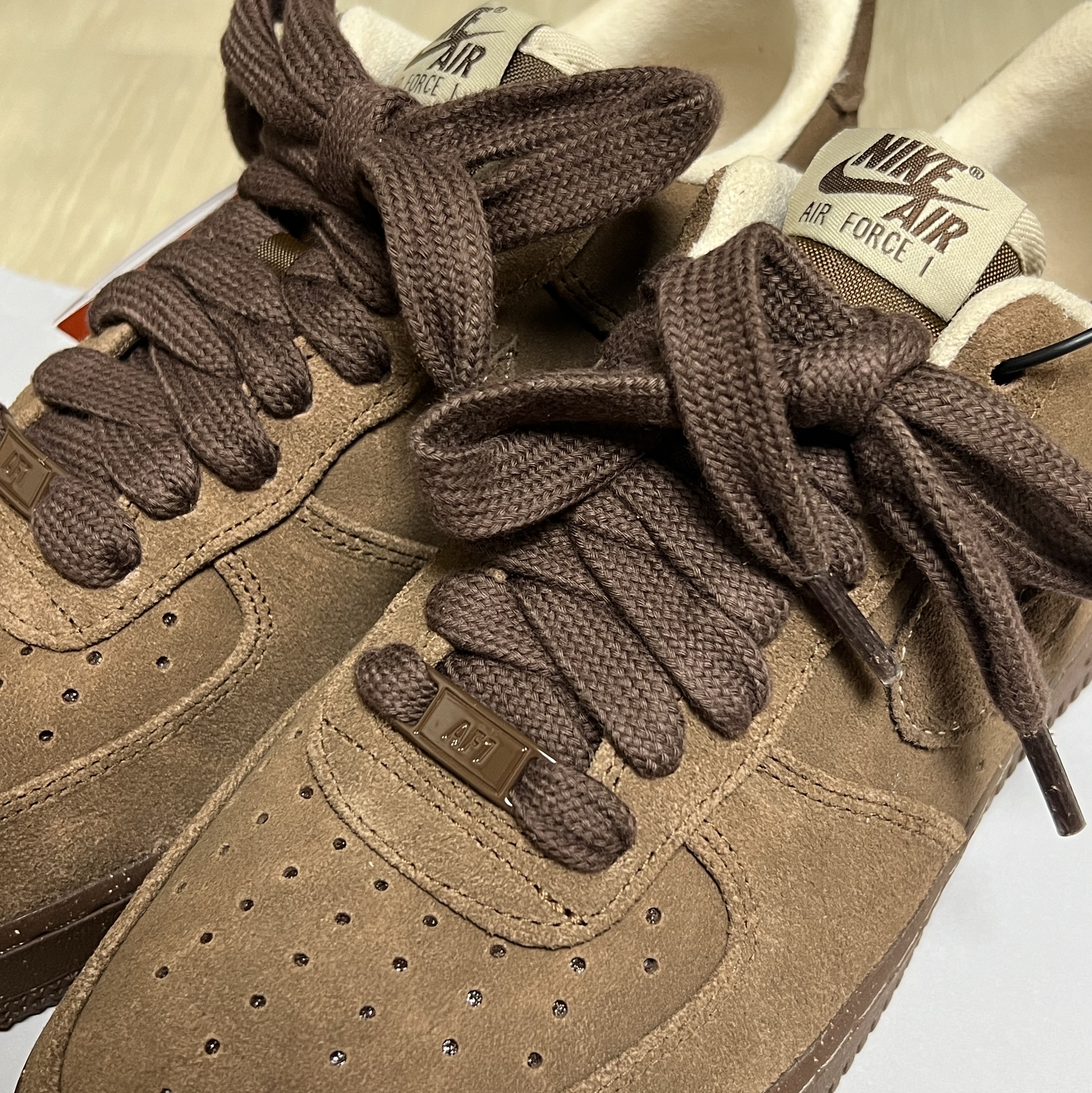 (W) Nike Air Force 1 '07 Cacao Wow 착용 스타일