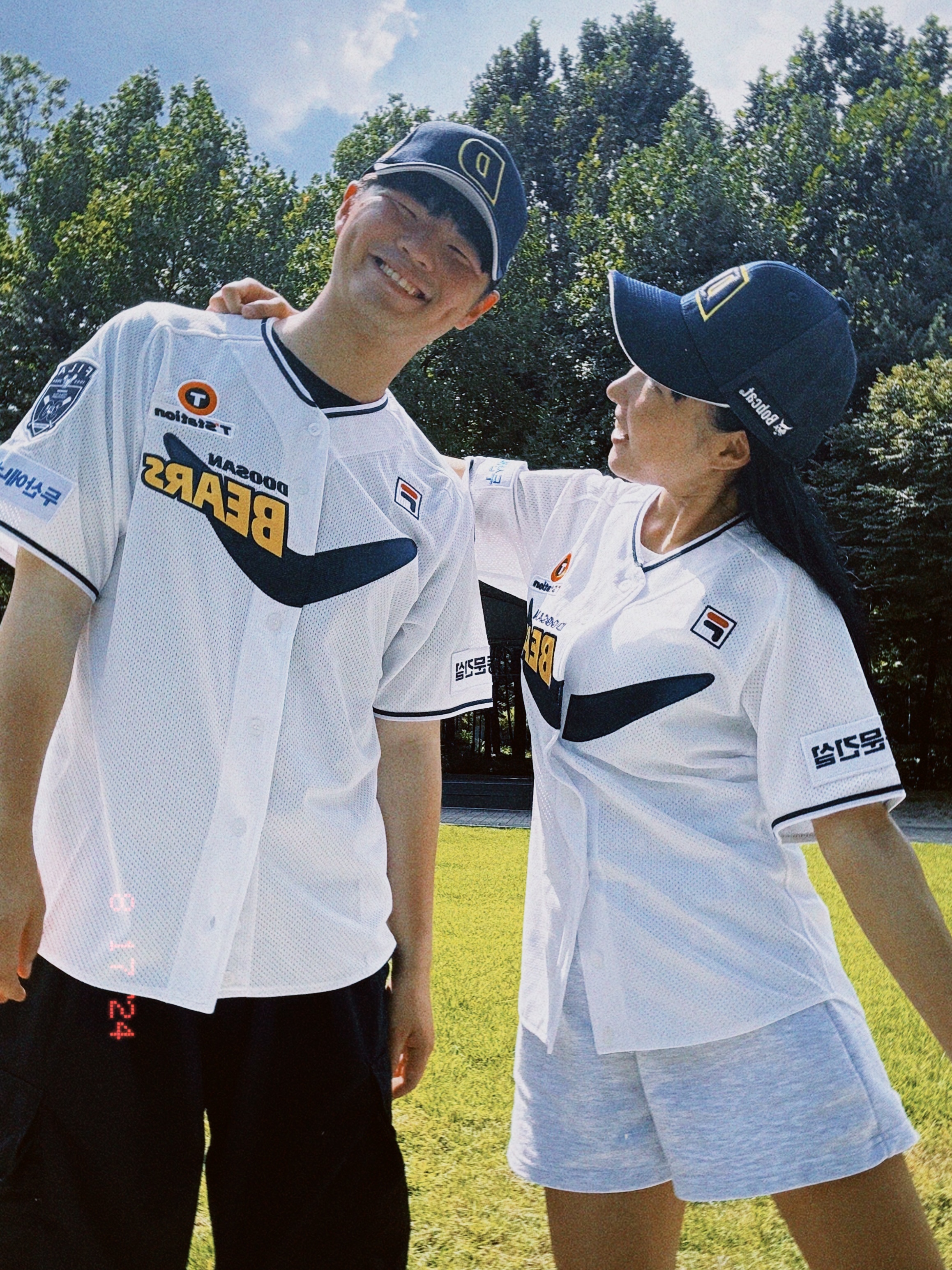 Doosan Bears x Fila 30th Anniversary Legends Classic Uniform Package (Non Marking Ver.) 착용 스타일 - 1