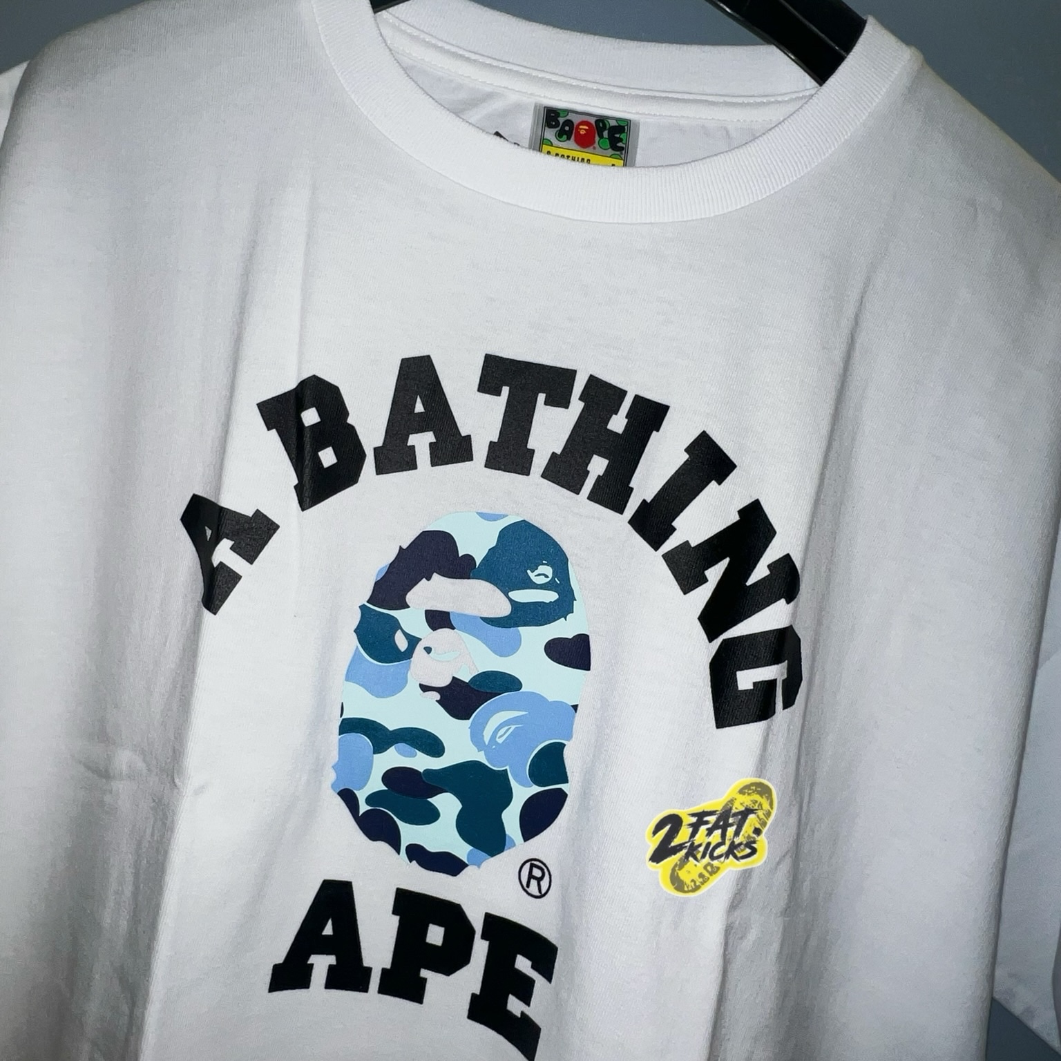 BAPE ABC Camo College T-Shirt Black Blue 착용 스타일 - 6