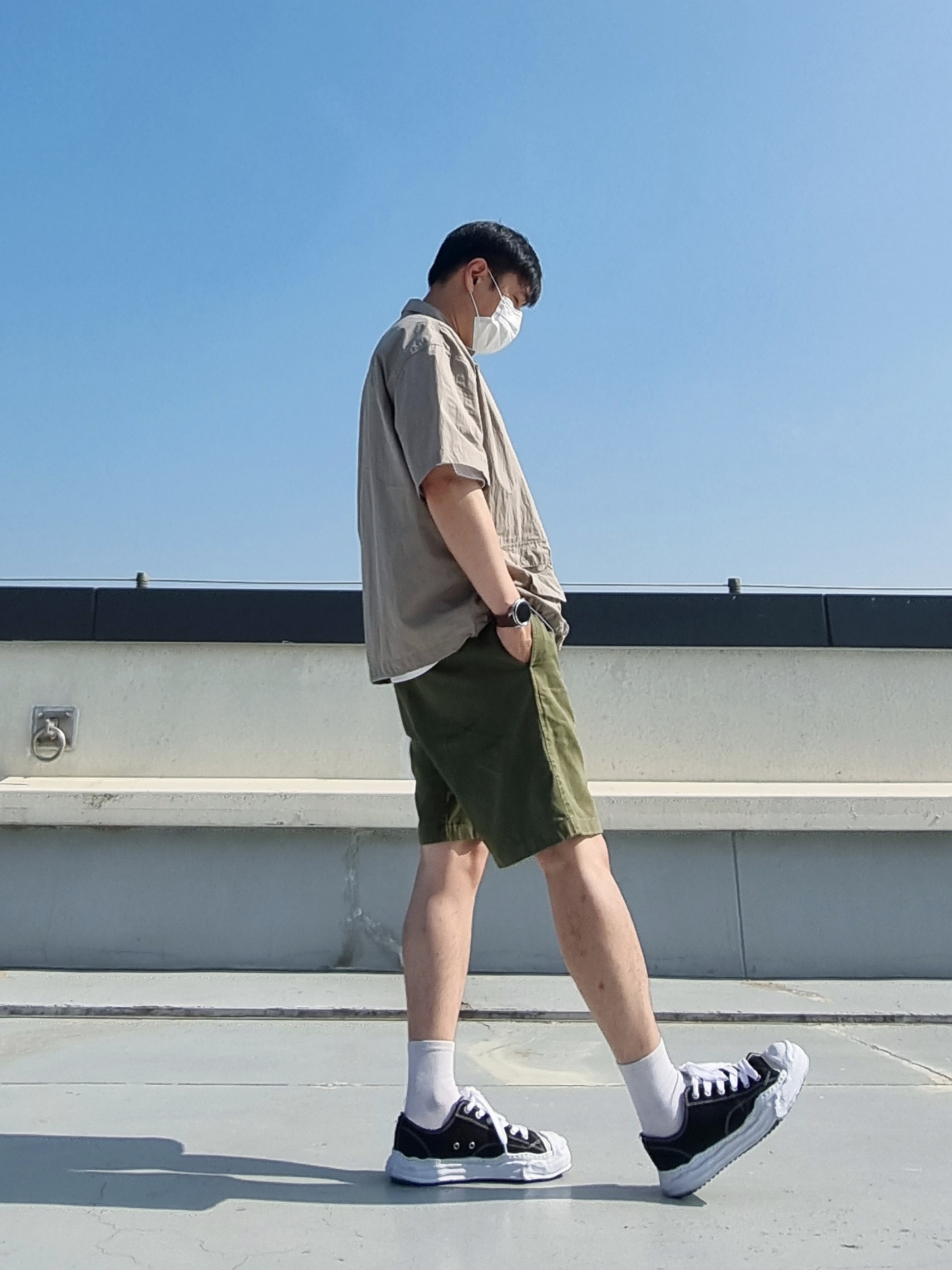Maison Mihara Yasuhiro Hank OG Sole Canvas Low-top Sneakers Black 착용 스타일 - 2