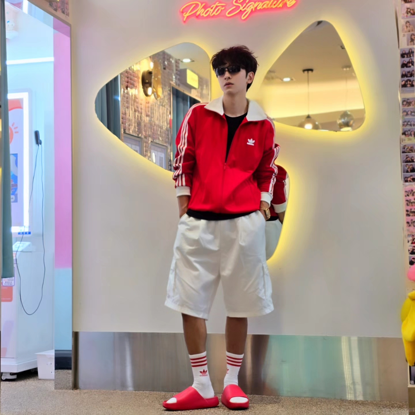 Adidas Adicolor Classic Beckenbauer Track Top Better Scarlet White - KR Sizing, Adidas Adicolor Classic Beckenbauer Track Top Better Scarlet White - US Sizing 착용 스타일 - 5