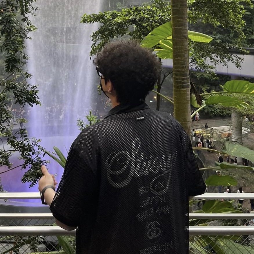Supreme x Nike Mesh S/S Shirt Black - 24SS, Stussy World Tour T-Shirt Berry 2024 착용 스타일