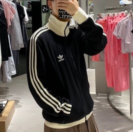 Adidas Waffle Beckenbauer Track Top Black - KR Sizing 착용 스타일