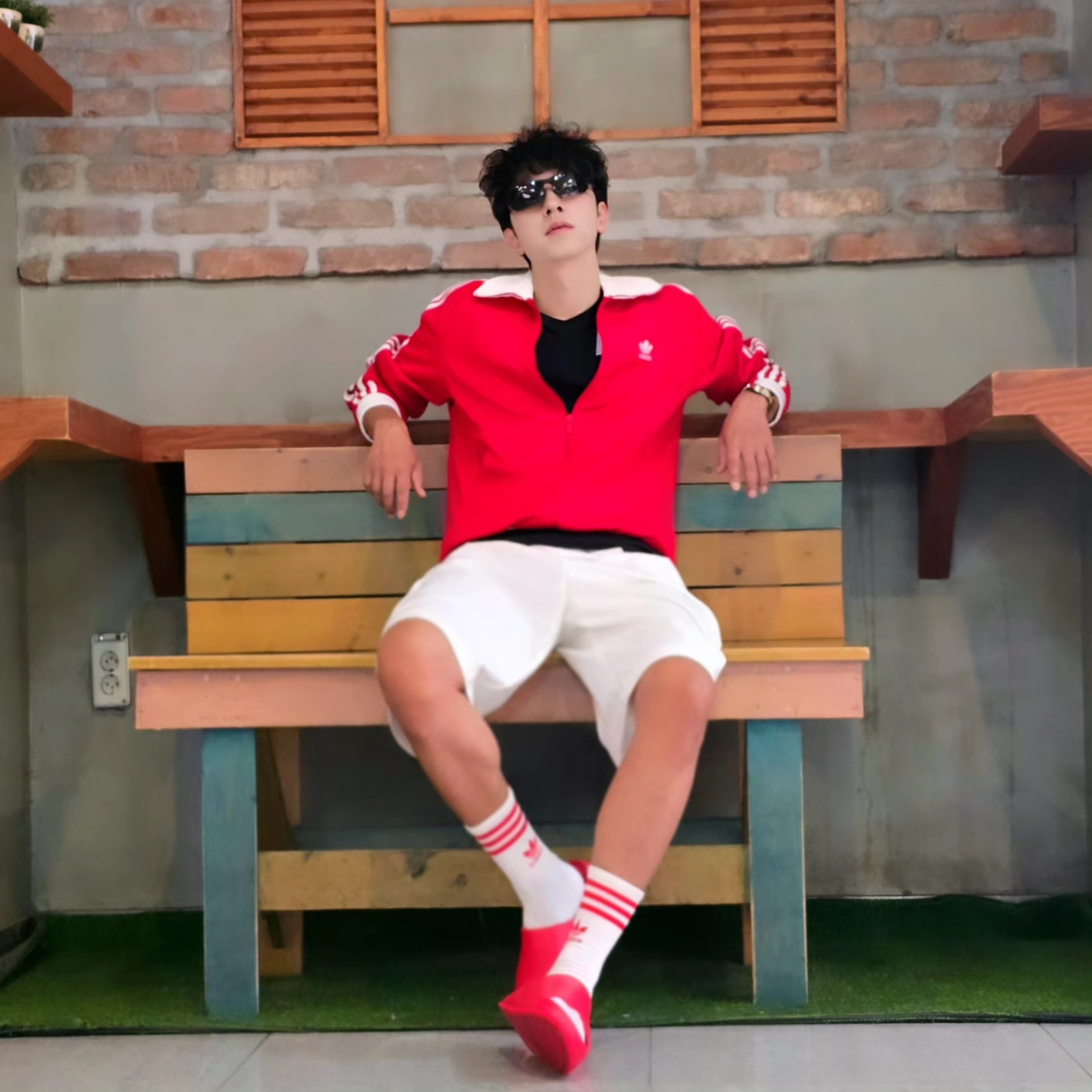 Adidas Adicolor Classic Beckenbauer Track Top Better Scarlet White - KR Sizing, Adidas Adicolor Classic Beckenbauer Track Top Better Scarlet White - US Sizing 착용 스타일 - 6