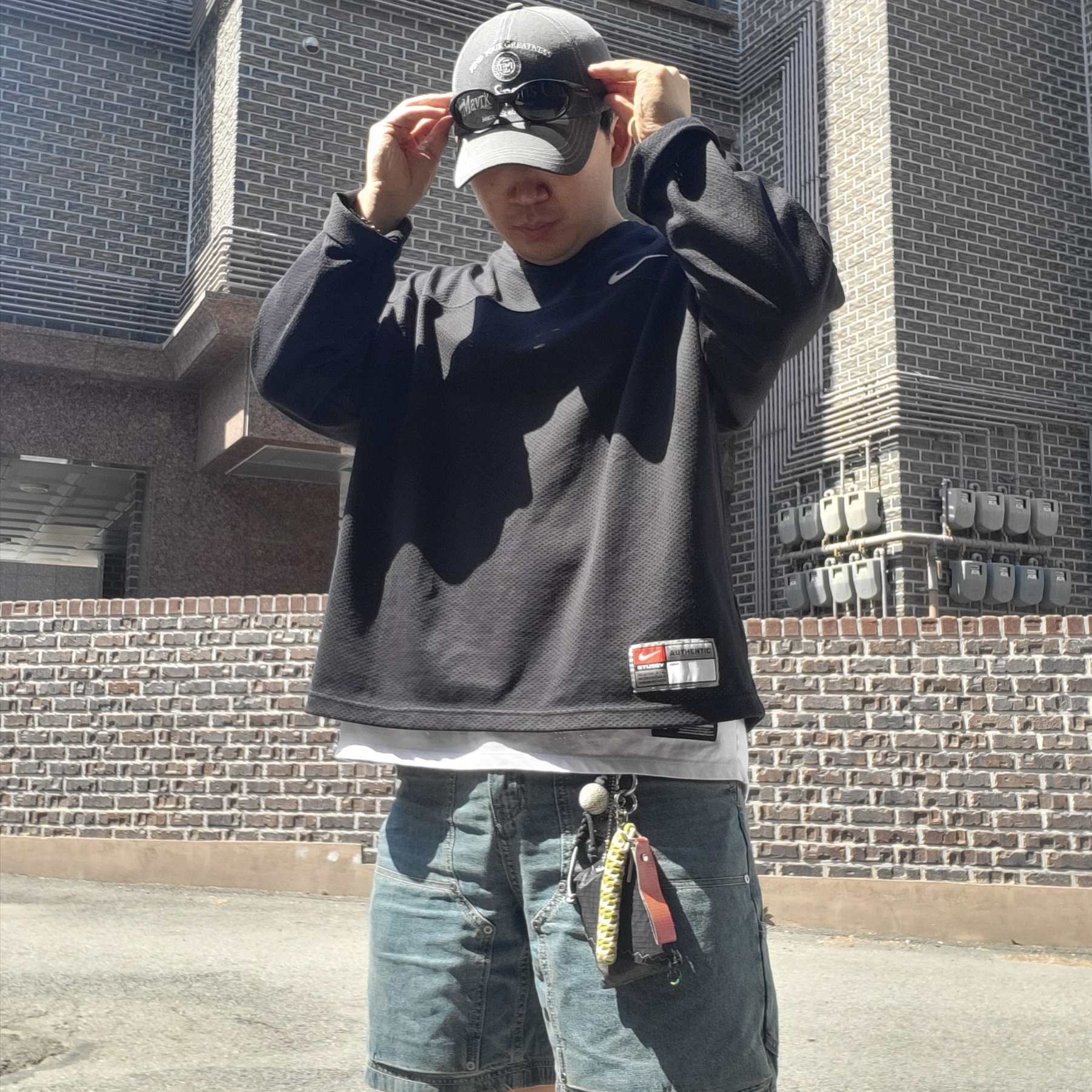 Oakley Eye Jacket Redux Matte Black Frame Prizm Grey Lenses High Bridge Fit, Nike x Stussy Long Sleeve Top Black (FJ9164-010) 착용 스타일