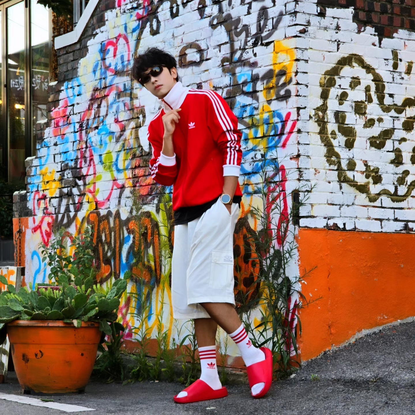 Adidas Adicolor Classic Beckenbauer Track Top Better Scarlet White - KR Sizing, Adidas Adicolor Classic Beckenbauer Track Top Better Scarlet White - US Sizing 착용 스타일 - 5