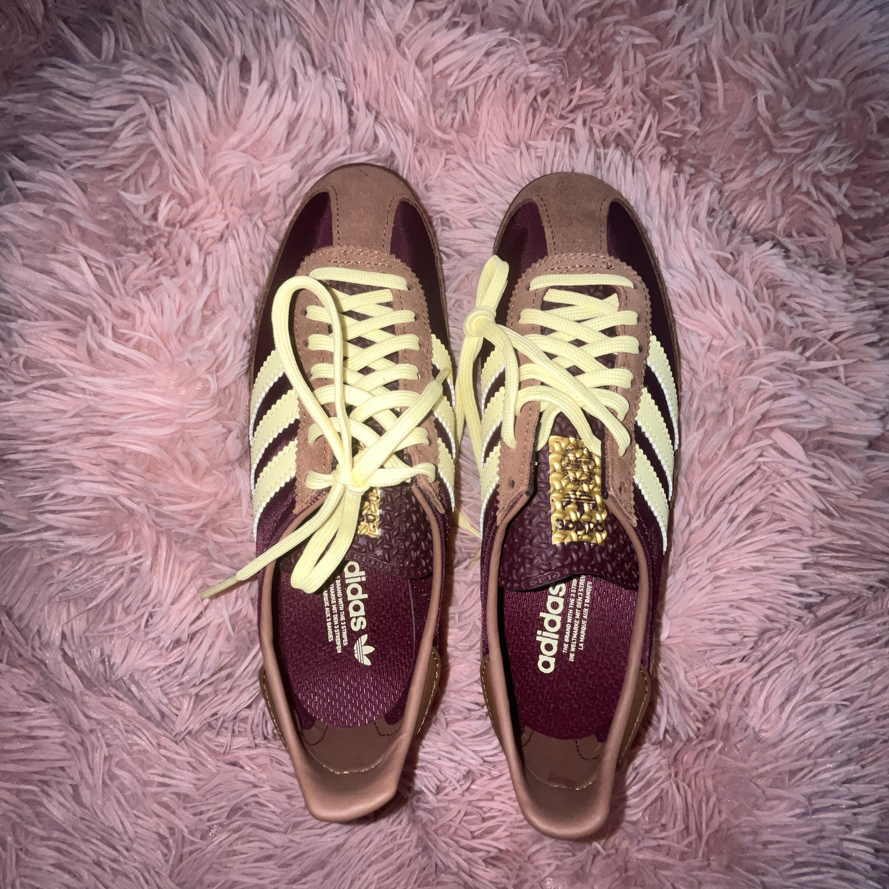 (W) Adidas SL 72 OG Maroon Almost Yellow 착용 스타일