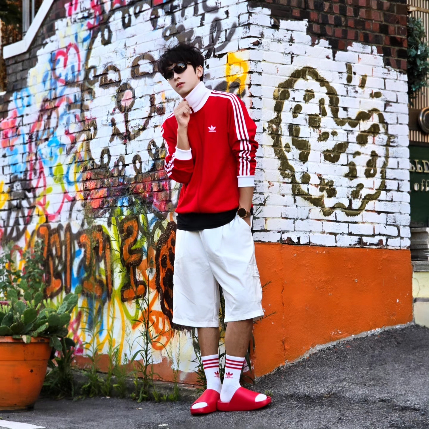Adidas Adicolor Classic Beckenbauer Track Top Better Scarlet White - KR Sizing, Adidas Adicolor Classic Beckenbauer Track Top Better Scarlet White - US Sizing 착용 스타일 - 3
