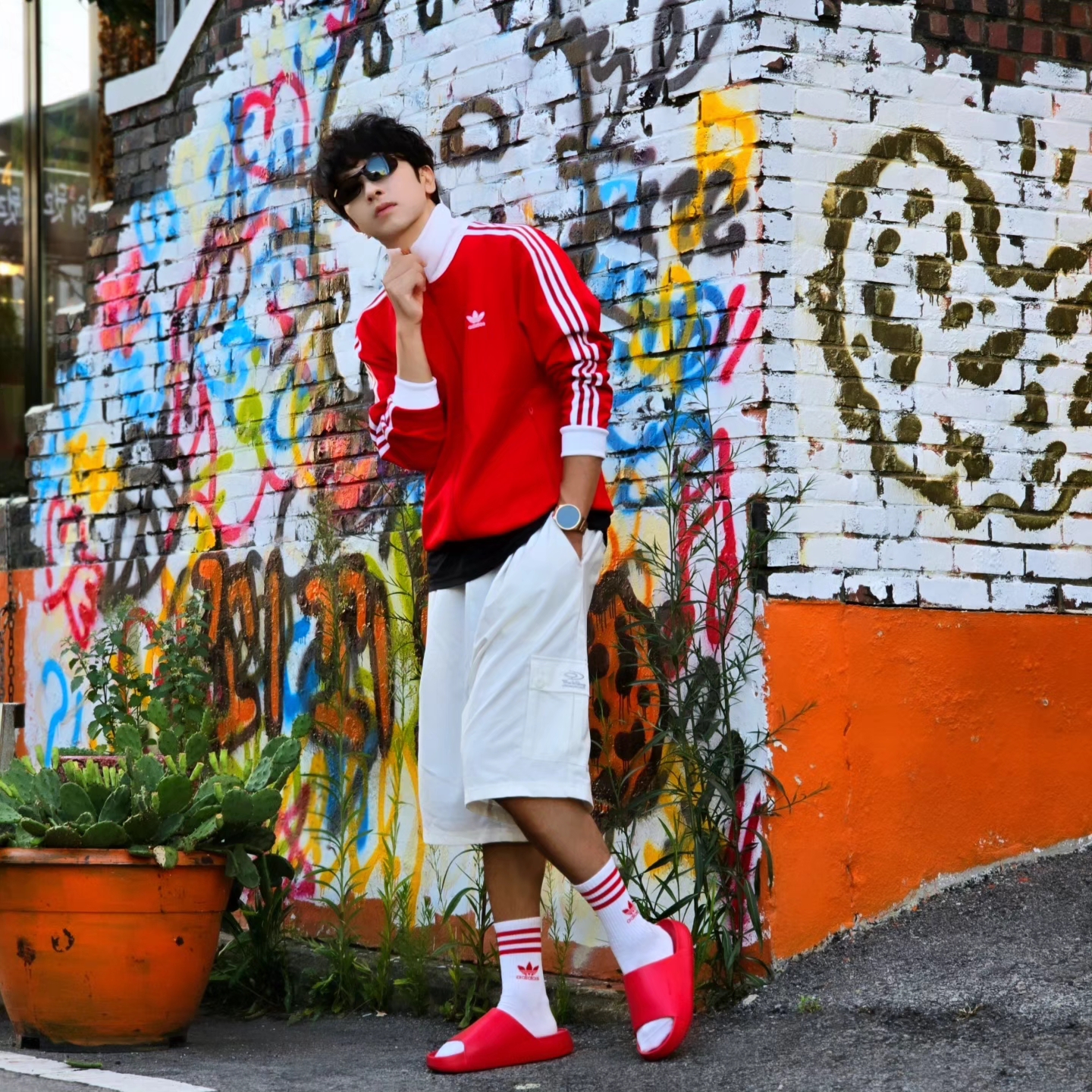 Adidas Adicolor Classic Beckenbauer Track Top Better Scarlet White - KR Sizing, Adidas Adicolor Classic Beckenbauer Track Top Better Scarlet White - US Sizing 착용 스타일 - 1