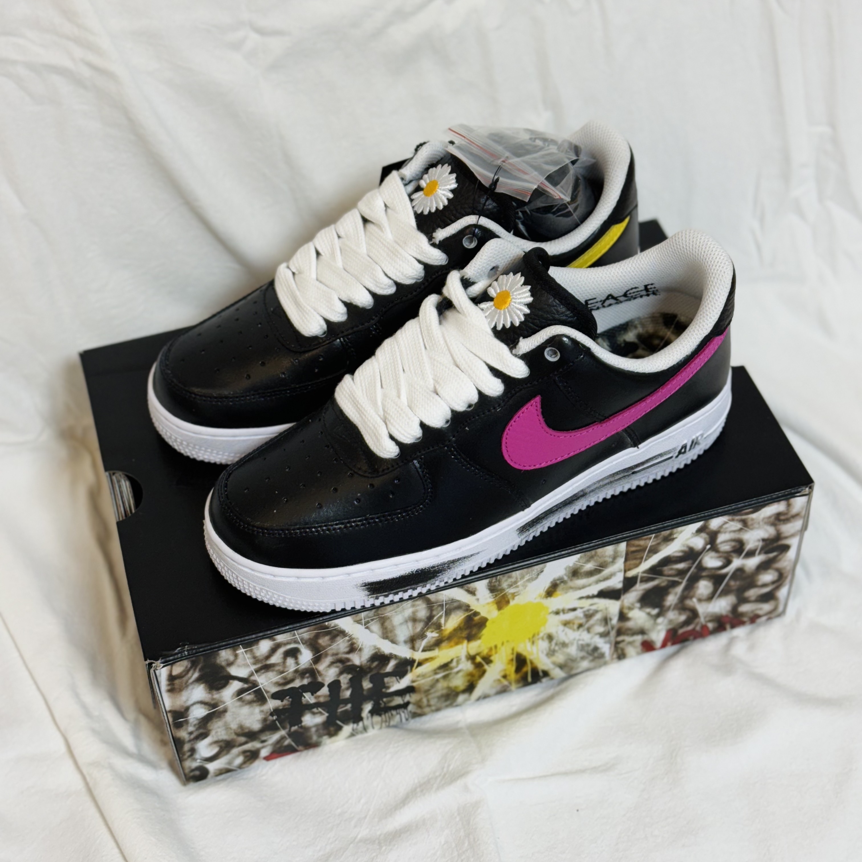 Nike x Peaceminusone Air Force 1 Low Para-Noise 3.0 Black and Multicolor 착용 스타일 - 4