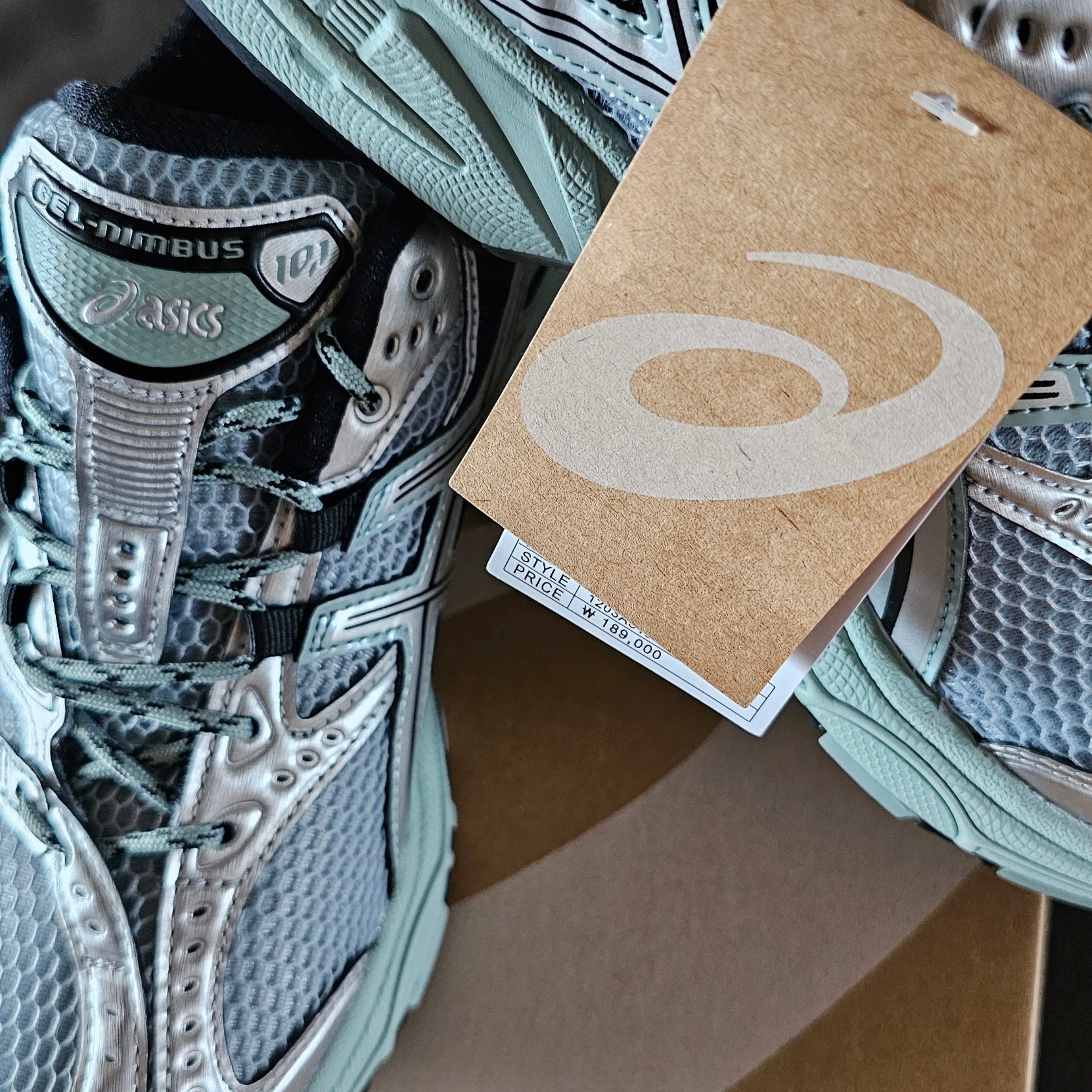 Asics Gel-Nimbus 10.1 Ocean Haze Pure Silver 착용 스타일