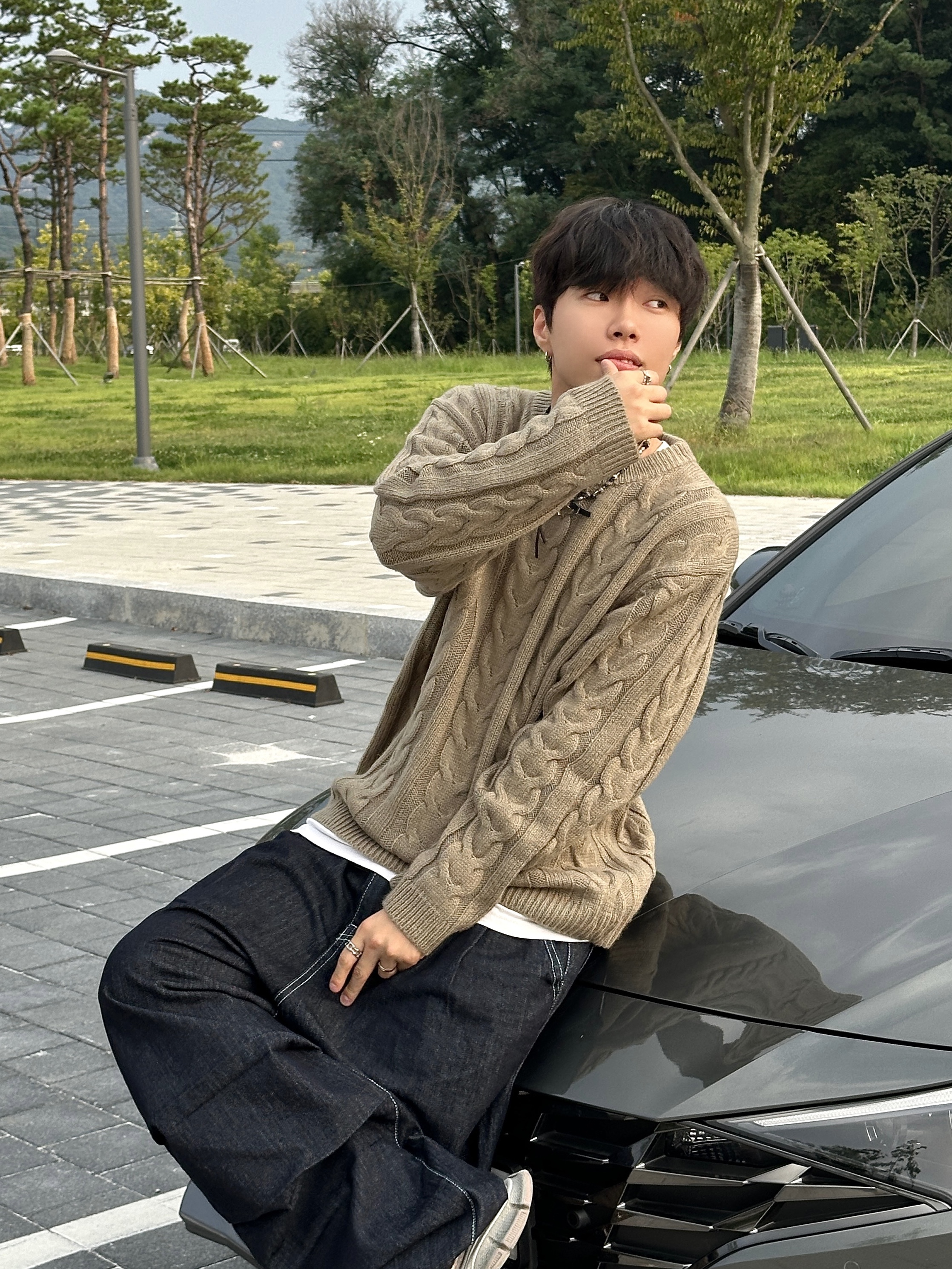 Balenciaga 3XL Sneakers Light Beige 착용 스타일 - 1