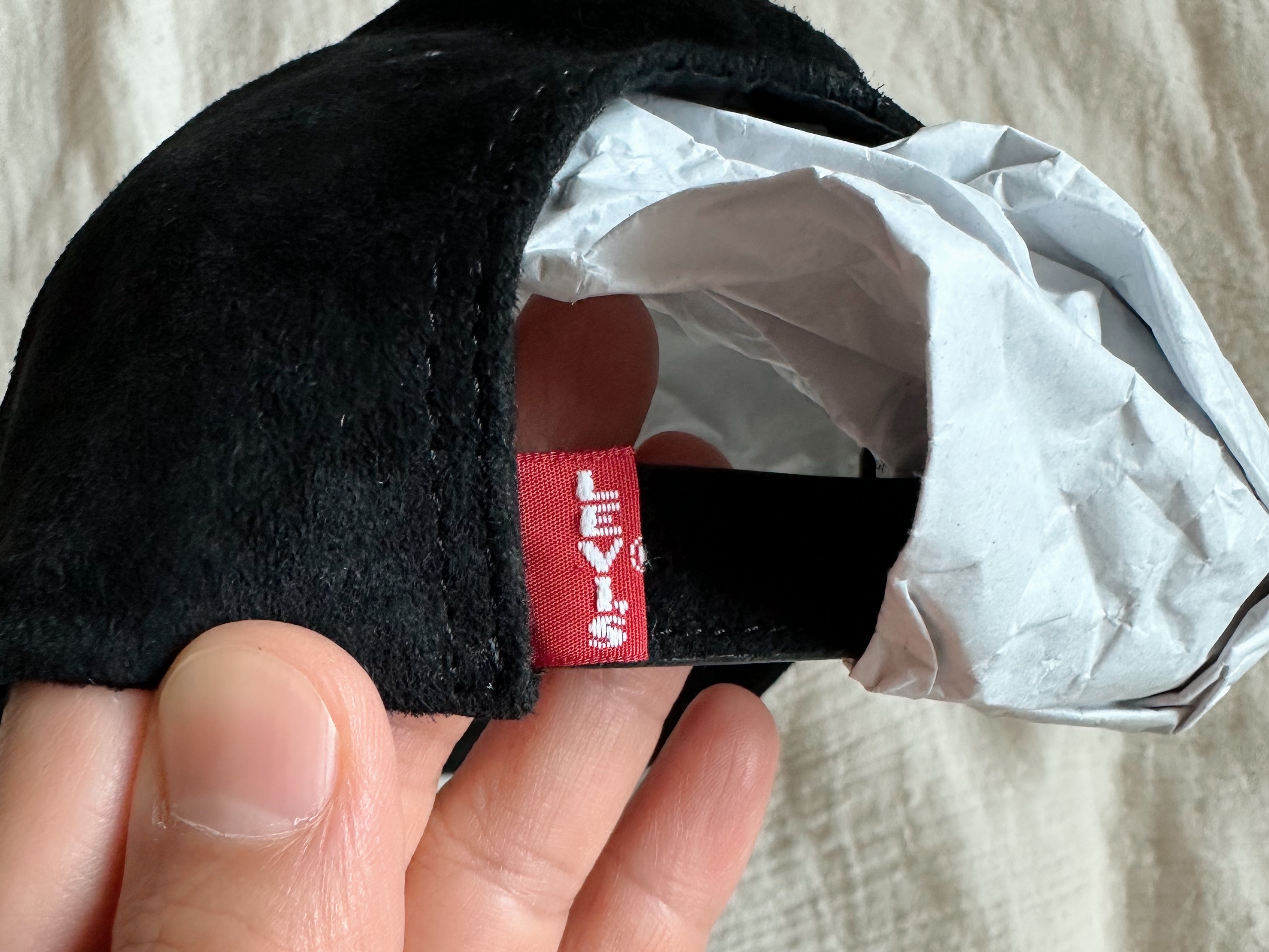 Levi's x JJJJound Suede Cap Black 착용 스타일 - 4