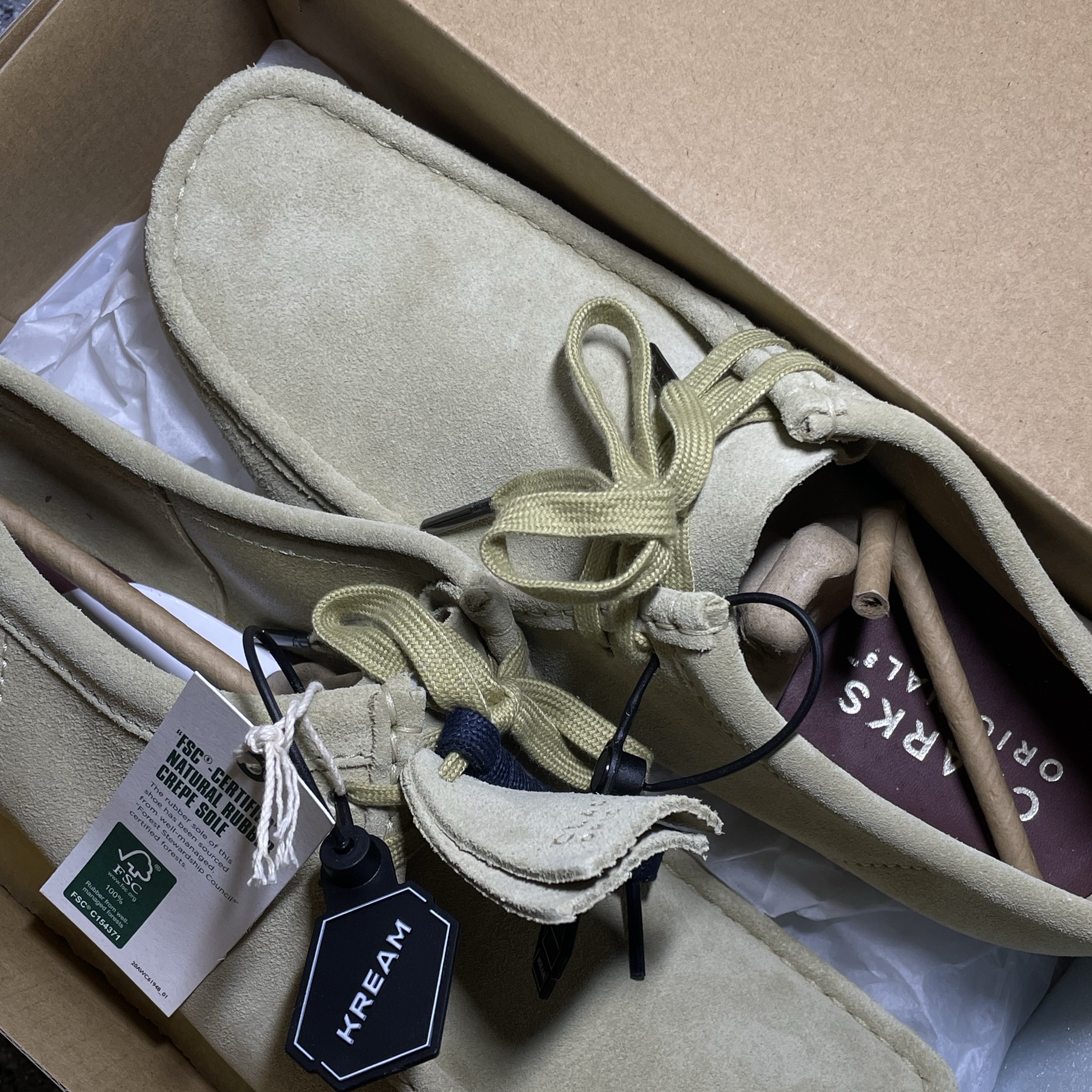 Clarks Wallabee Maple Suede 착용 스타일