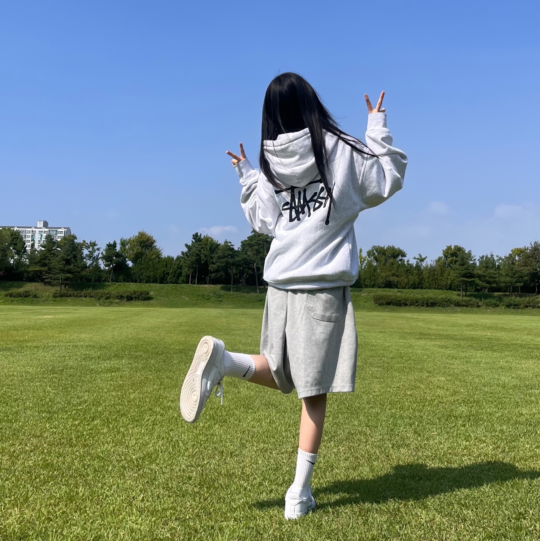 Stussy Basic Stussy Zip Hoodie Ash Heather 착용 스타일