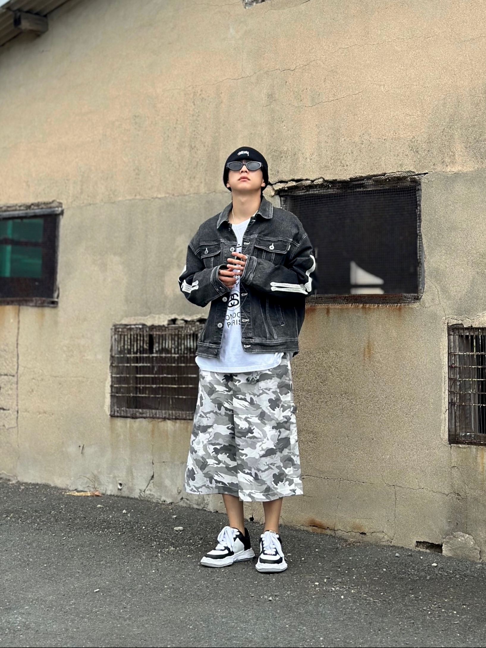 Stussy Stock Cuff Beanie Black, Maison Mihara Yasuhiro Wayne OG Sole Leather Low-top Sneakers Black White 착용 스타일 - 3