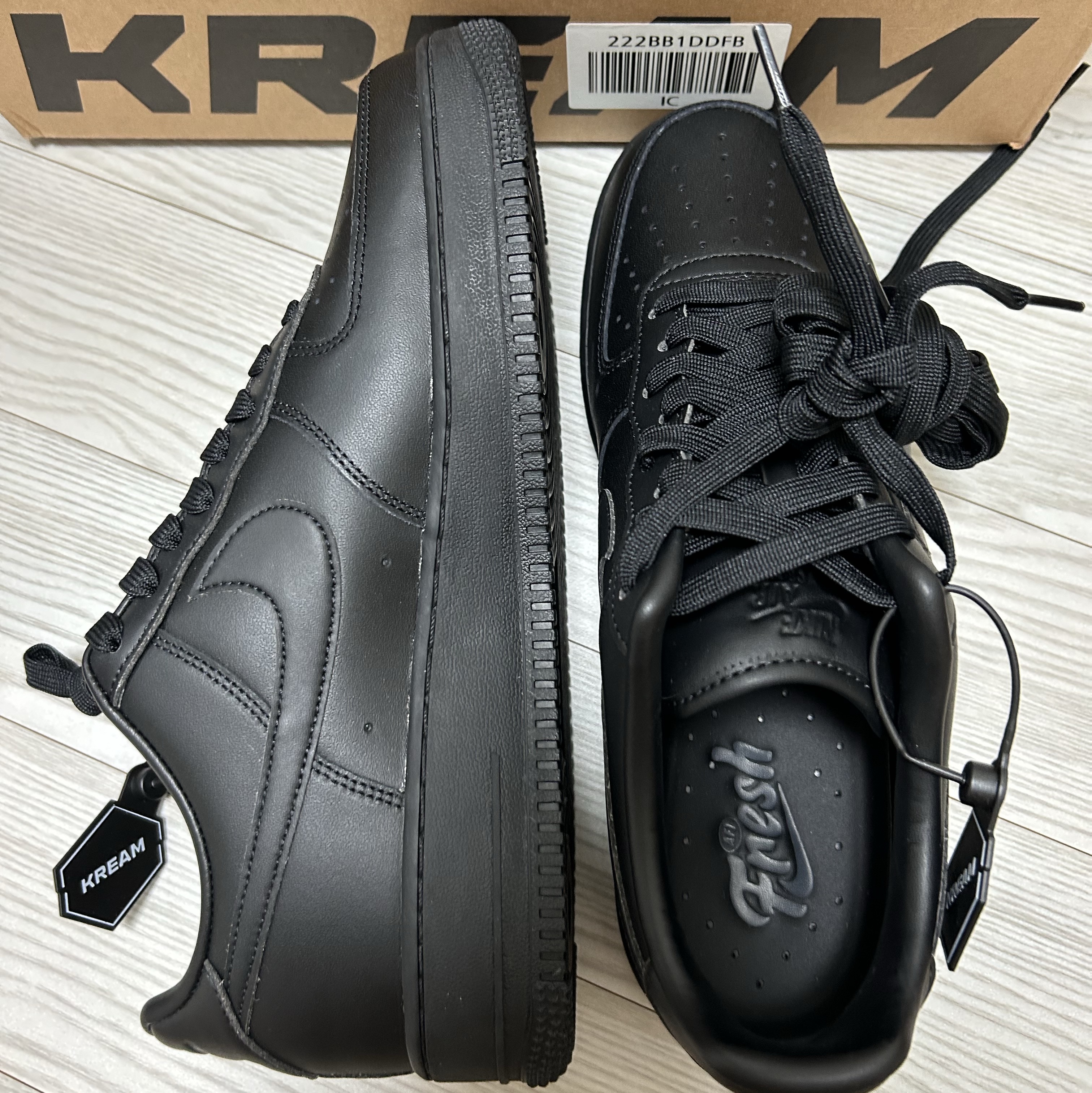 Nike Air Force 1 '07 Fresh Black 착용 스타일 - 3
